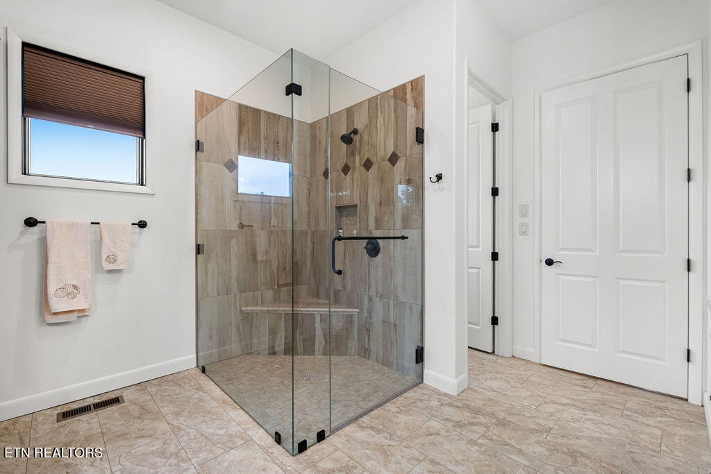 111 Harbor View Lane Vonore TN 37885