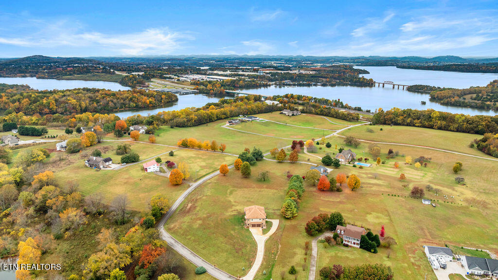 111 Harbor View Lane Vonore TN 37885