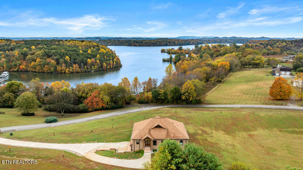 111 Harbor View Lane Vonore TN 37885