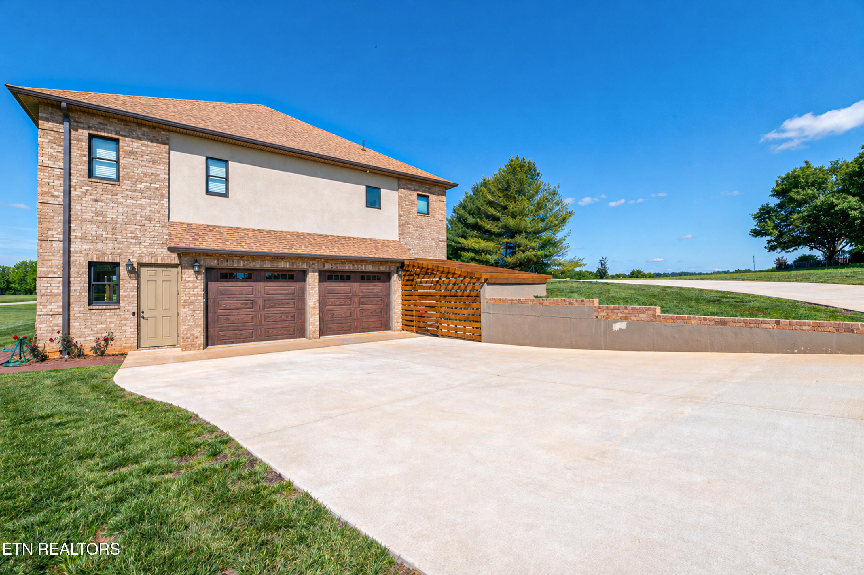111 Harbor View Lane Vonore TN 37885