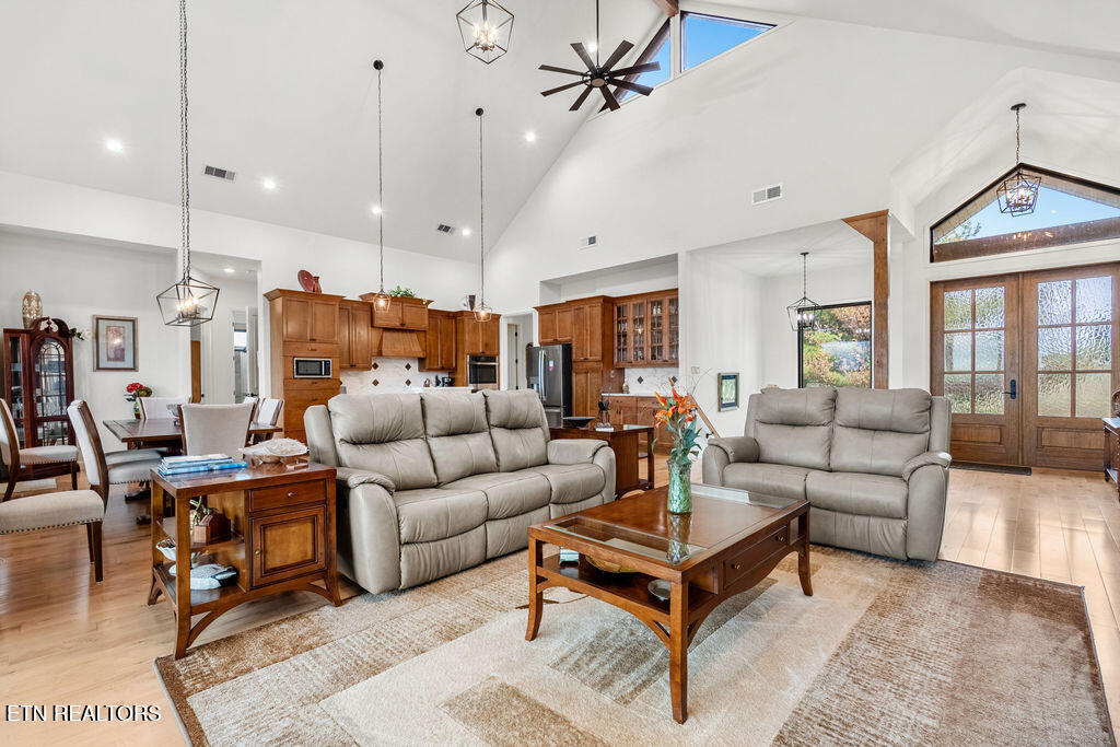 111 Harbor View Lane Vonore TN 37885