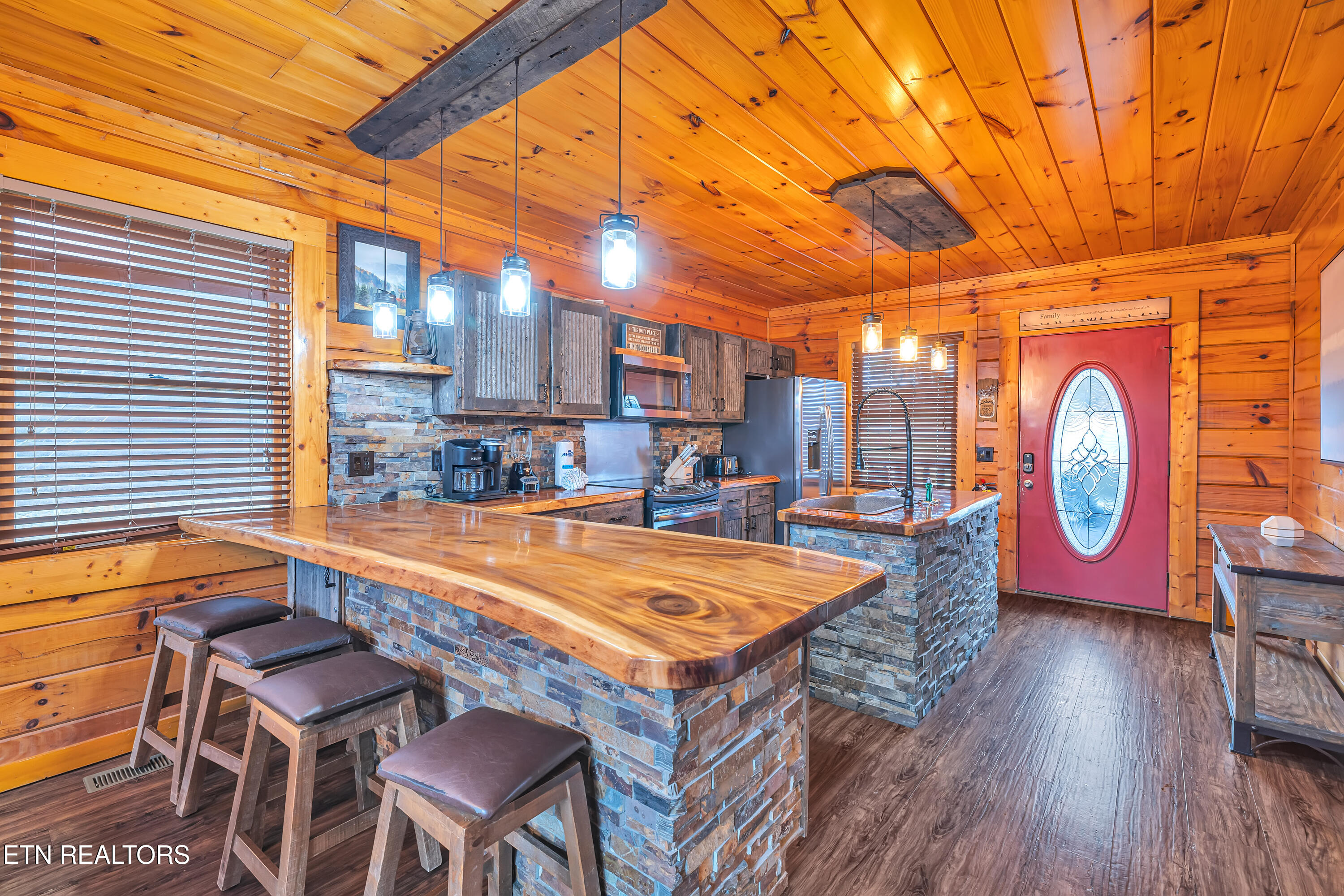 1551 Rainbow Ridge Road Sevierville TN 37862