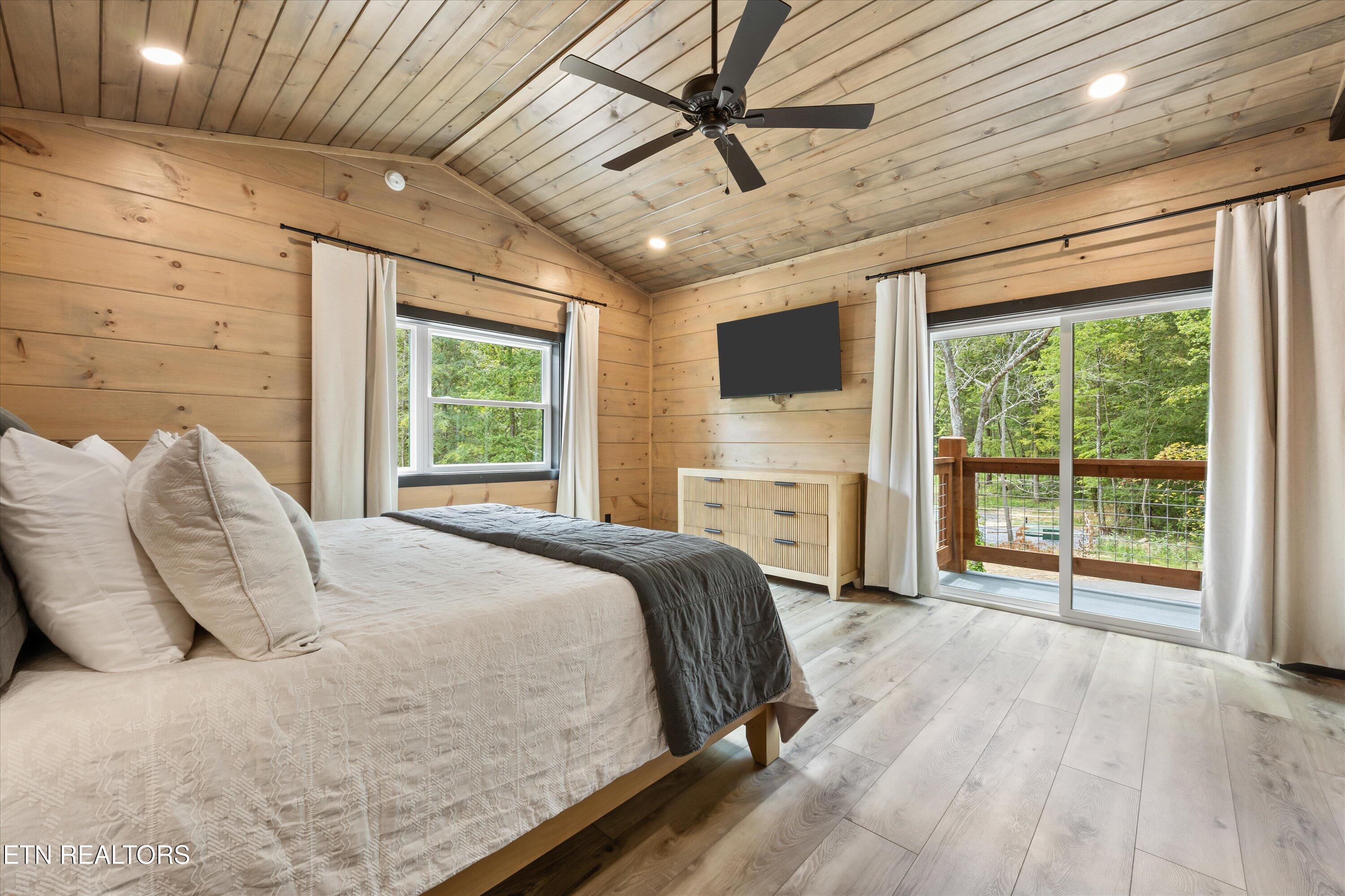 2215 Sawmill Cove Drive Sevierville TN 37862
