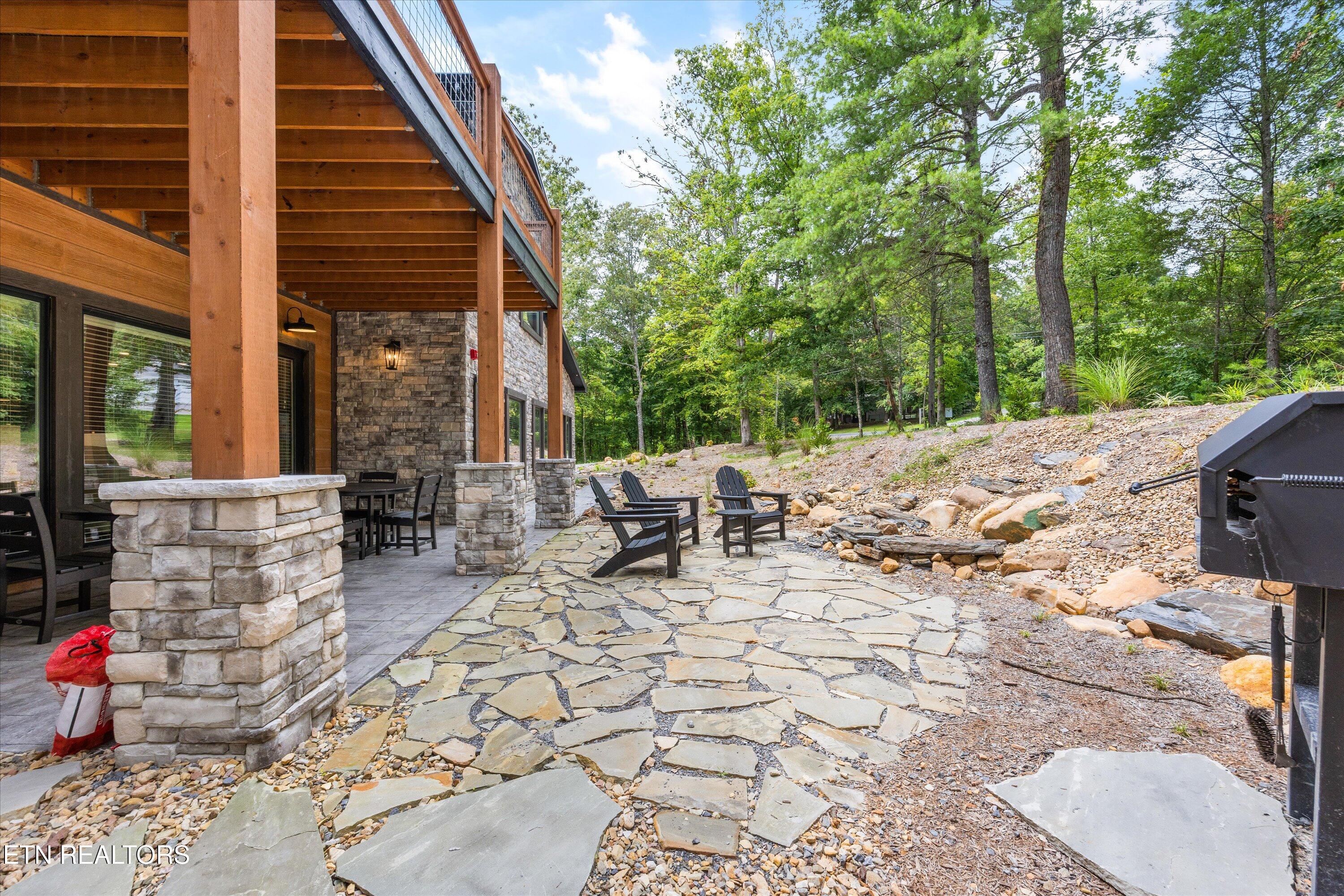 2215 Sawmill Cove Drive Sevierville TN 37862