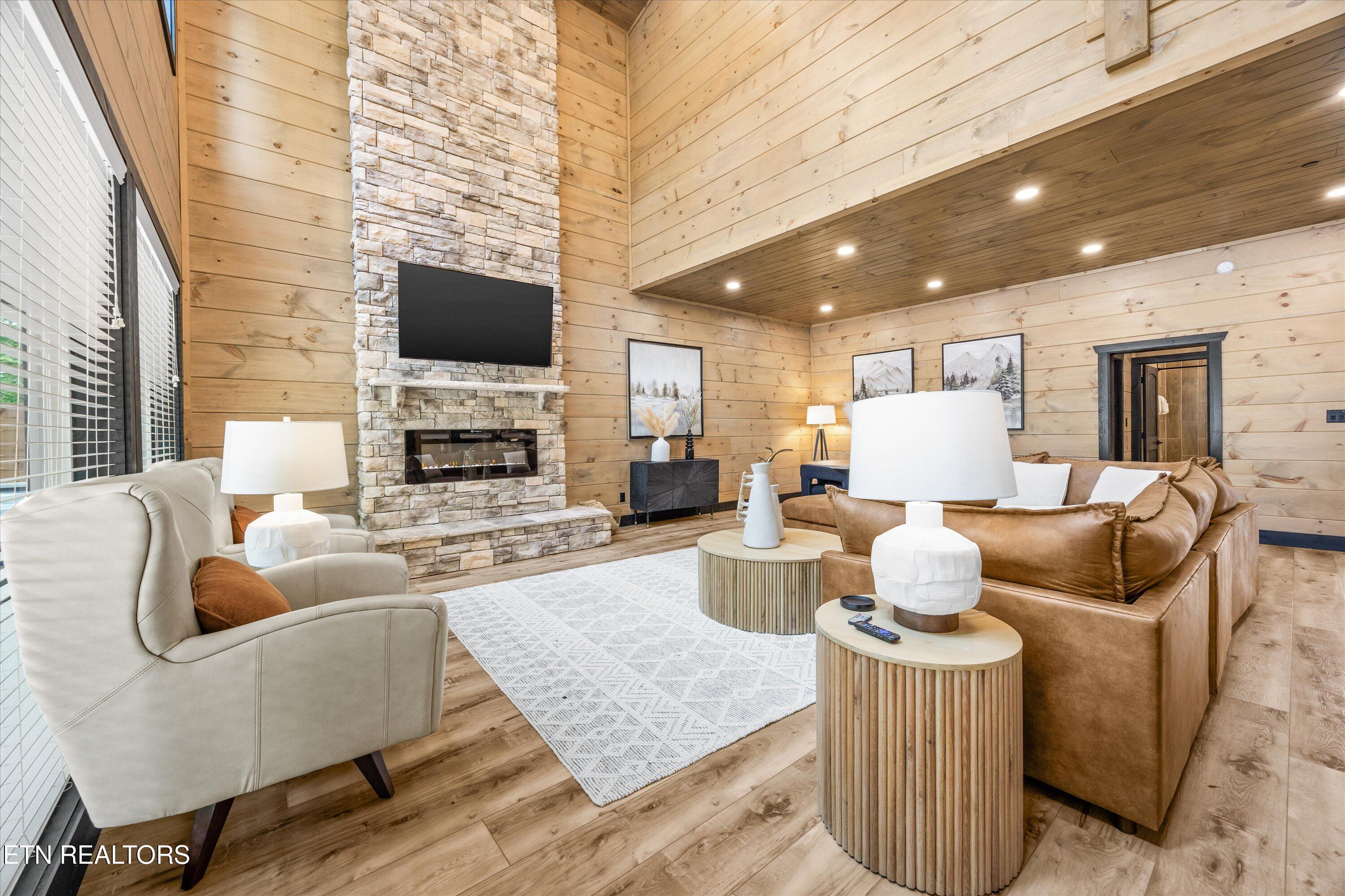 2215 Sawmill Cove Drive Sevierville TN 37862