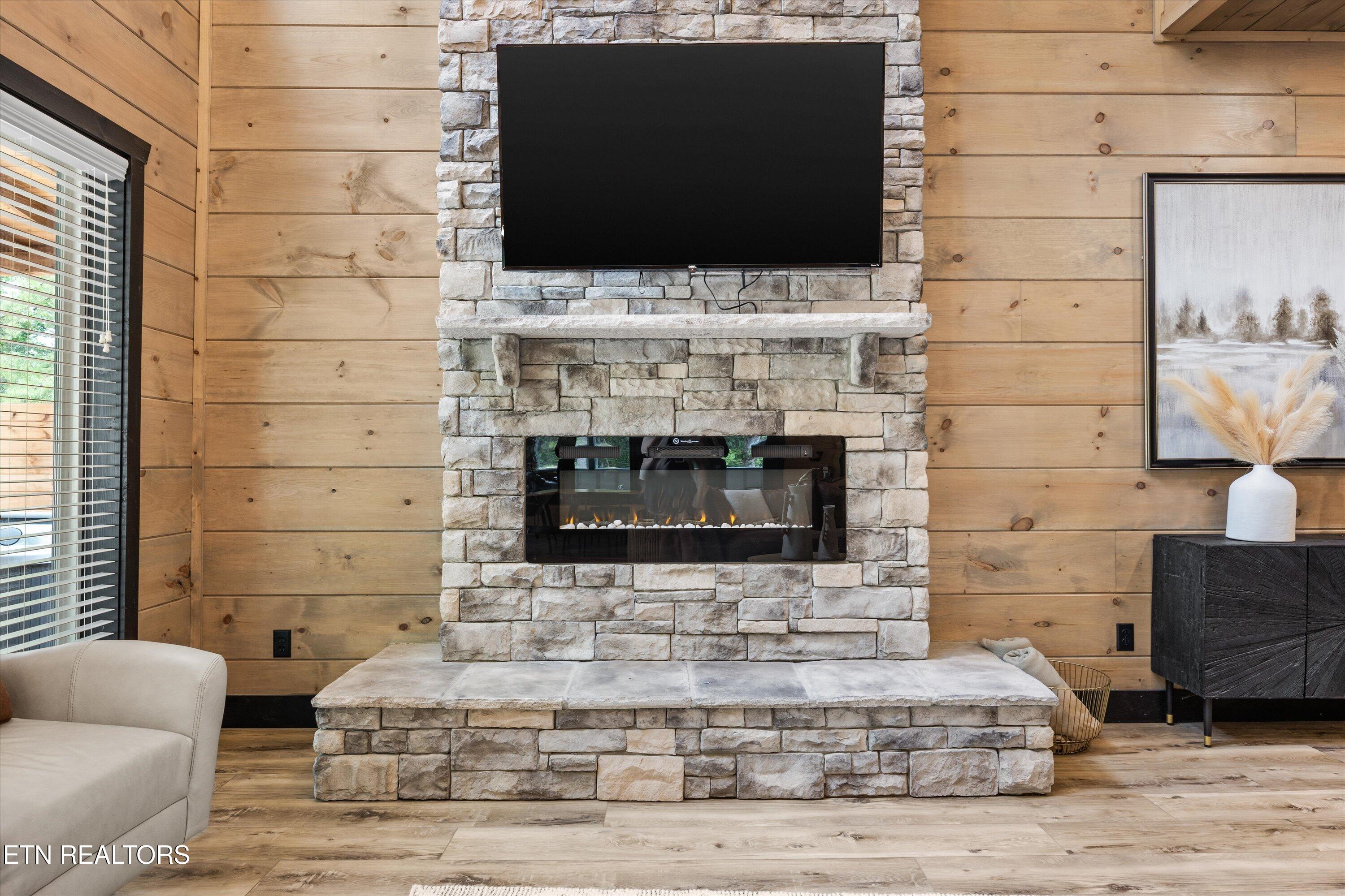 2215 Sawmill Cove Drive Sevierville TN 37862