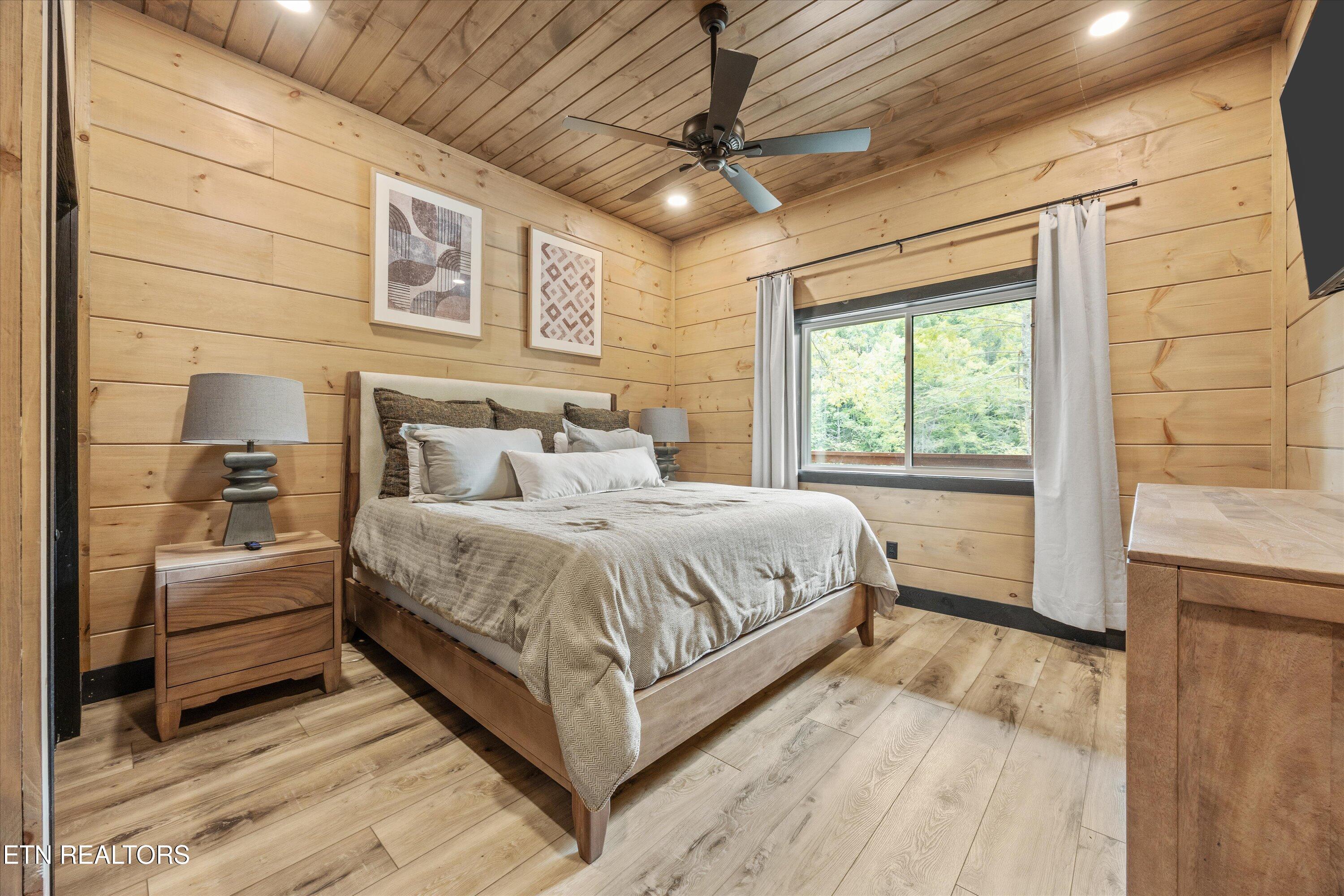 2215 Sawmill Cove Drive Sevierville TN 37862