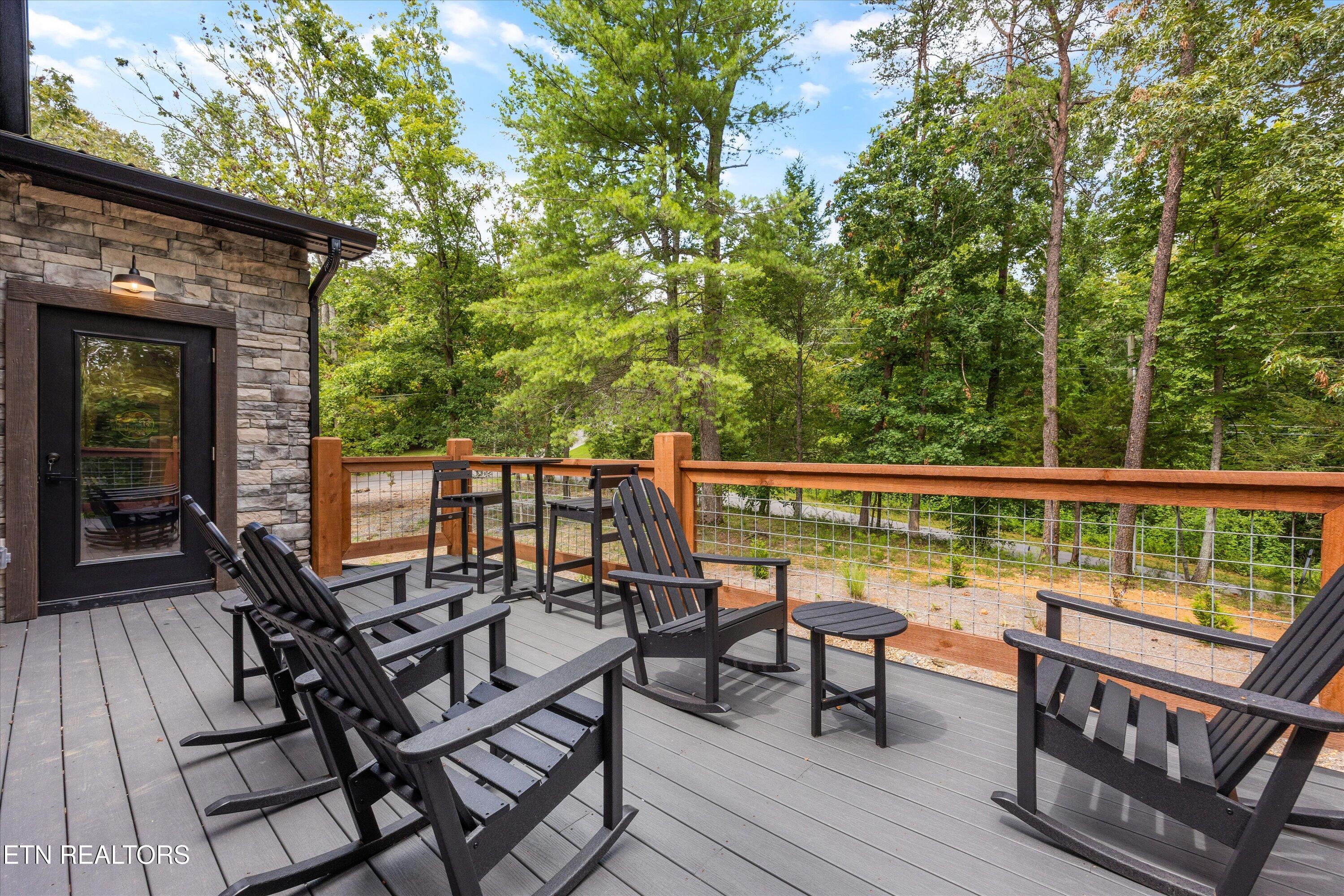 2215 Sawmill Cove Drive Sevierville TN 37862
