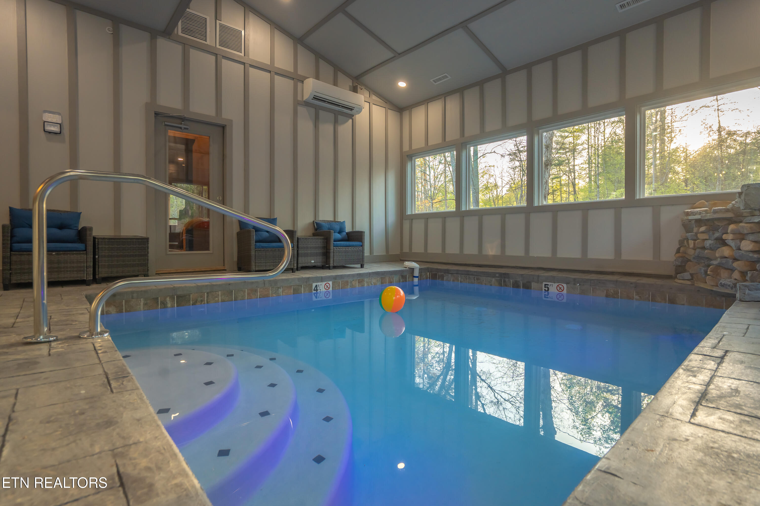 2215 Sawmill Cove Drive Sevierville TN 37862