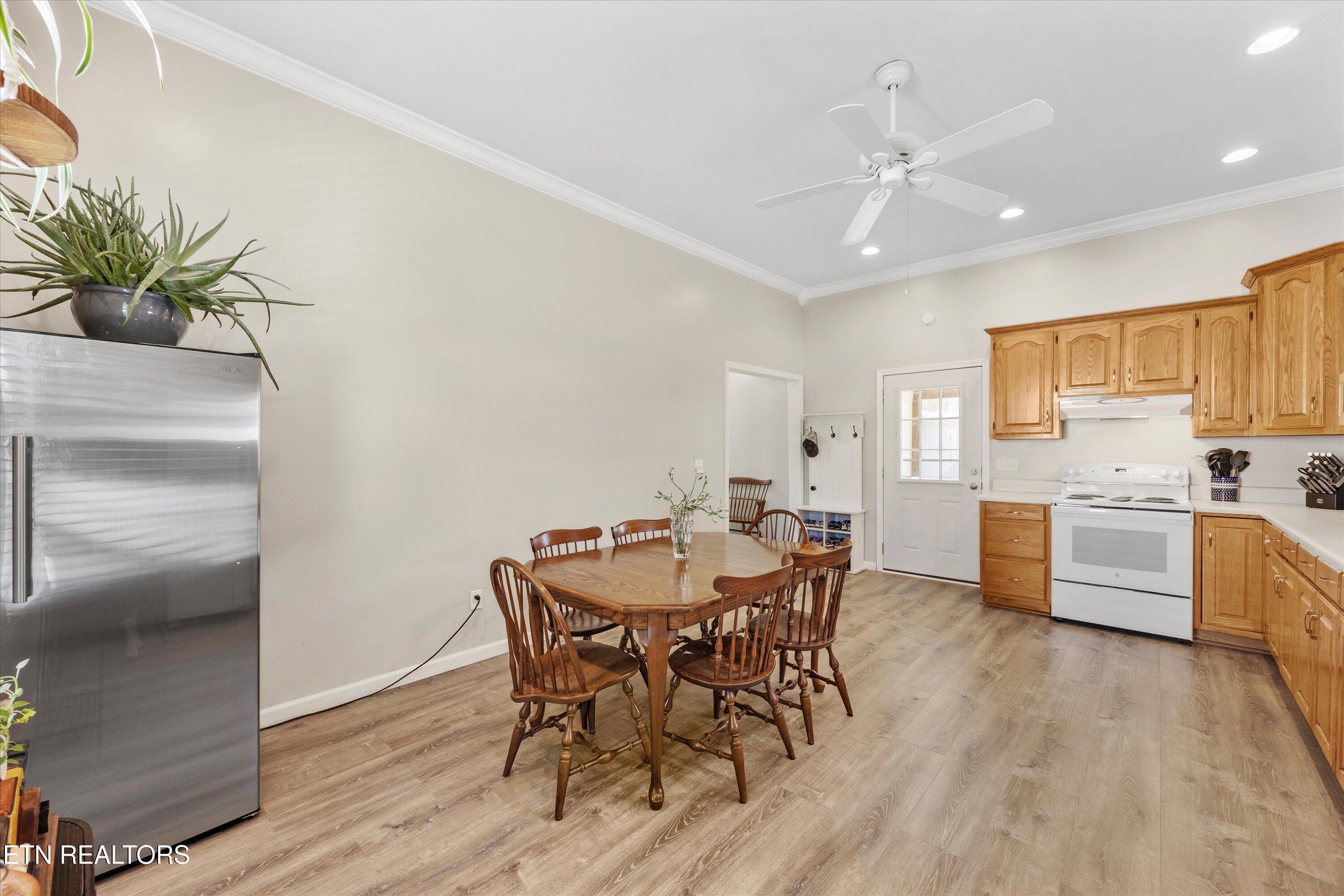 803 Bell Avenue Lenoir City TN 37771