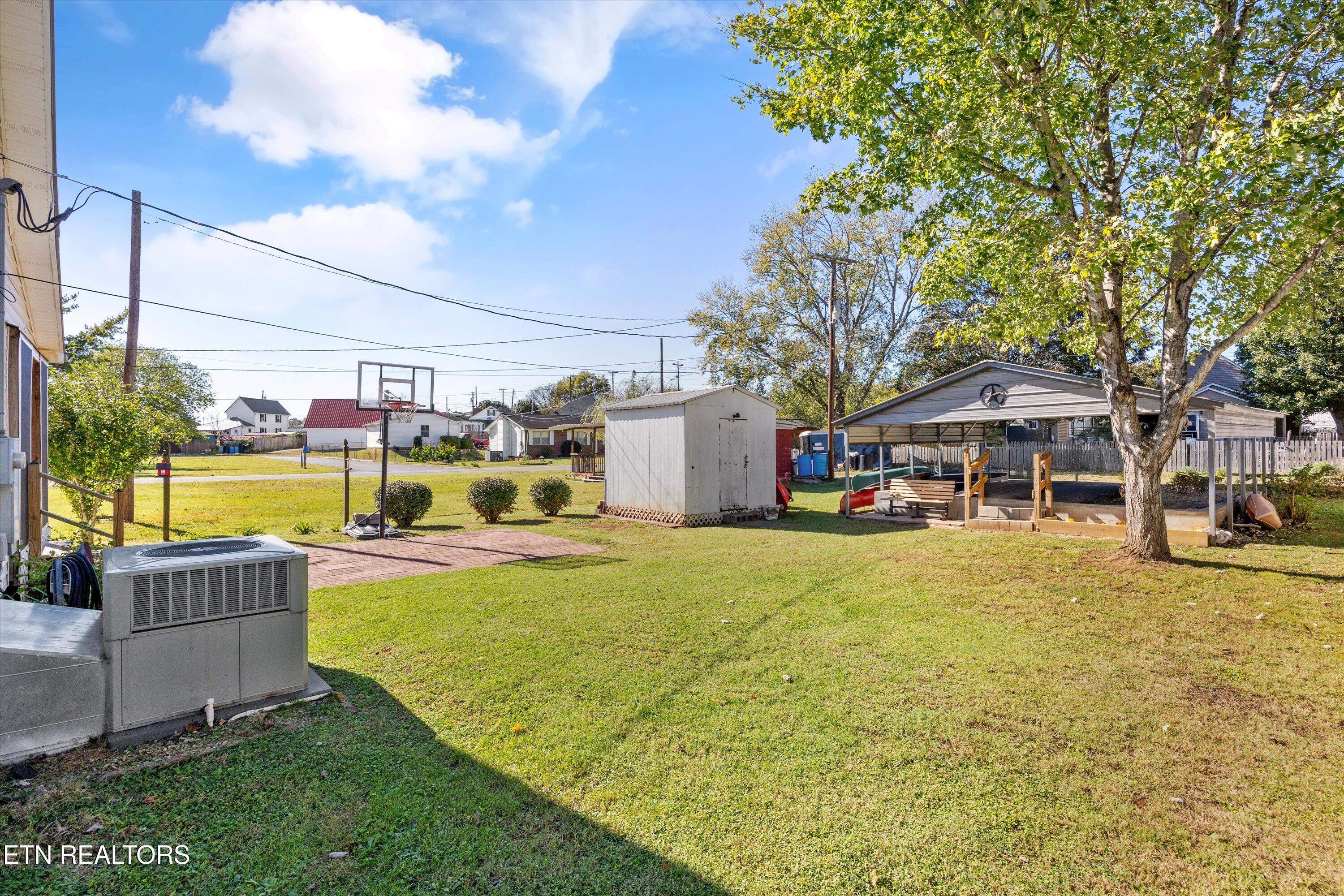 803 Bell Avenue Lenoir City TN 37771