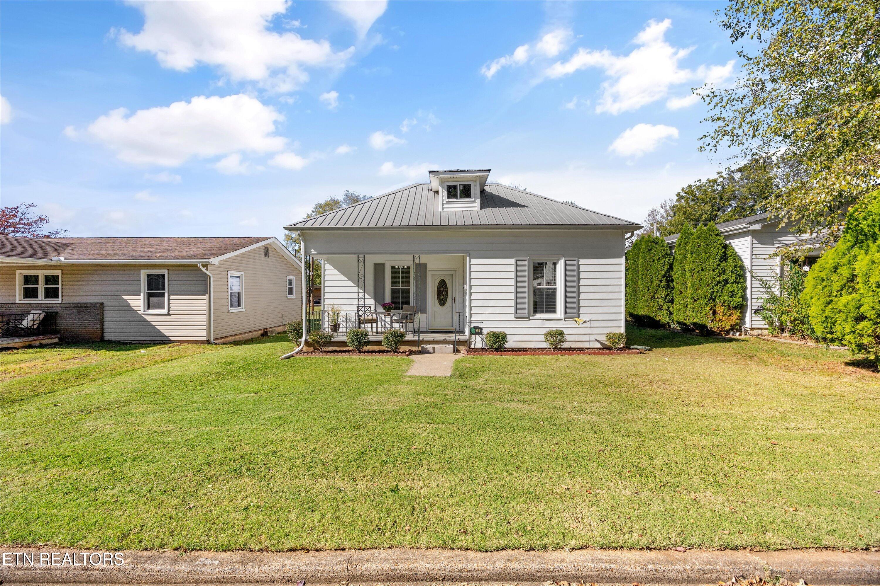 803 Bell Avenue Lenoir City TN 37771