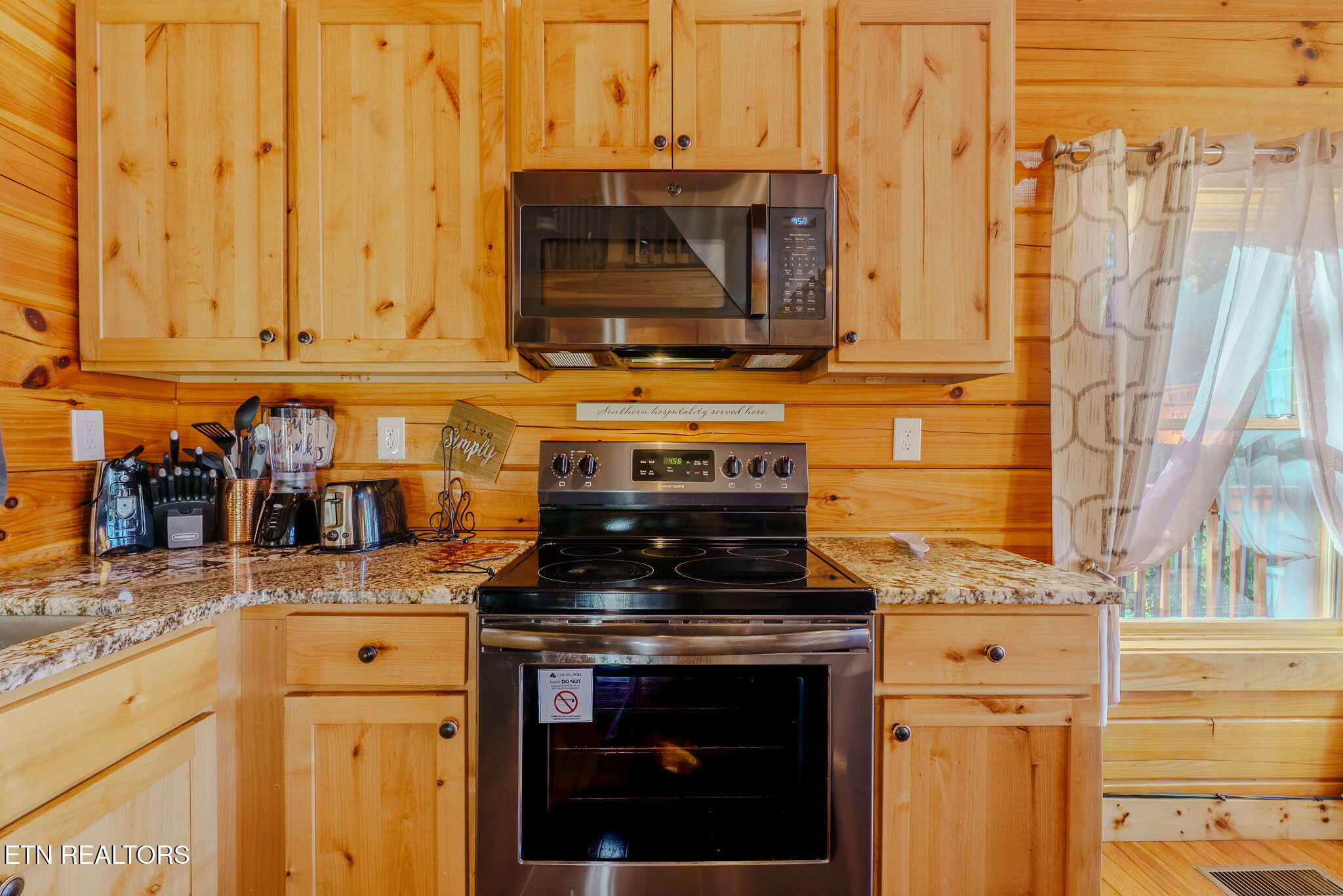 119 Chestnut Lane Gatlinburg TN 37738