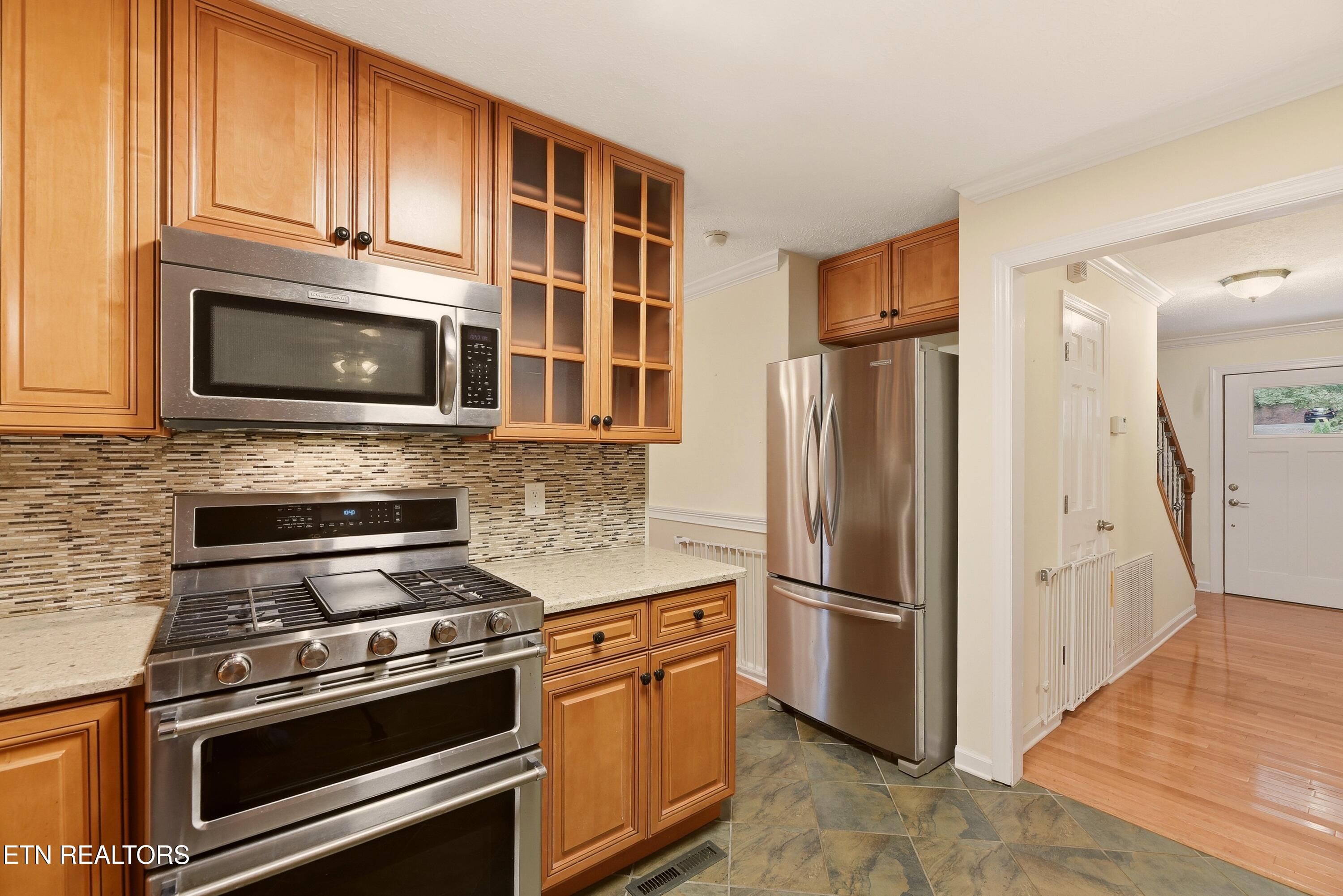 618 Woodland Drive Clinton TN 37716