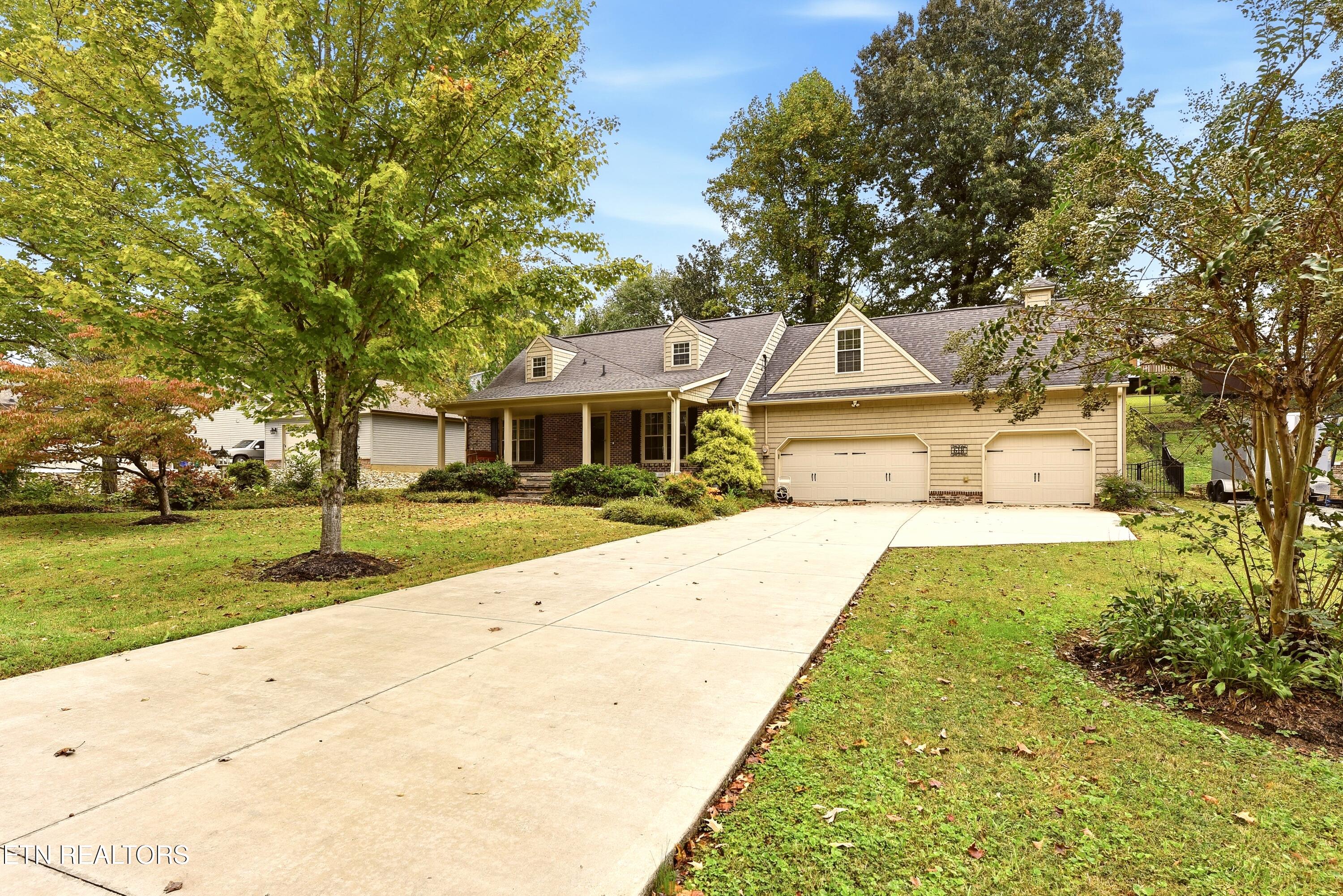 618 Woodland Drive Clinton TN 37716