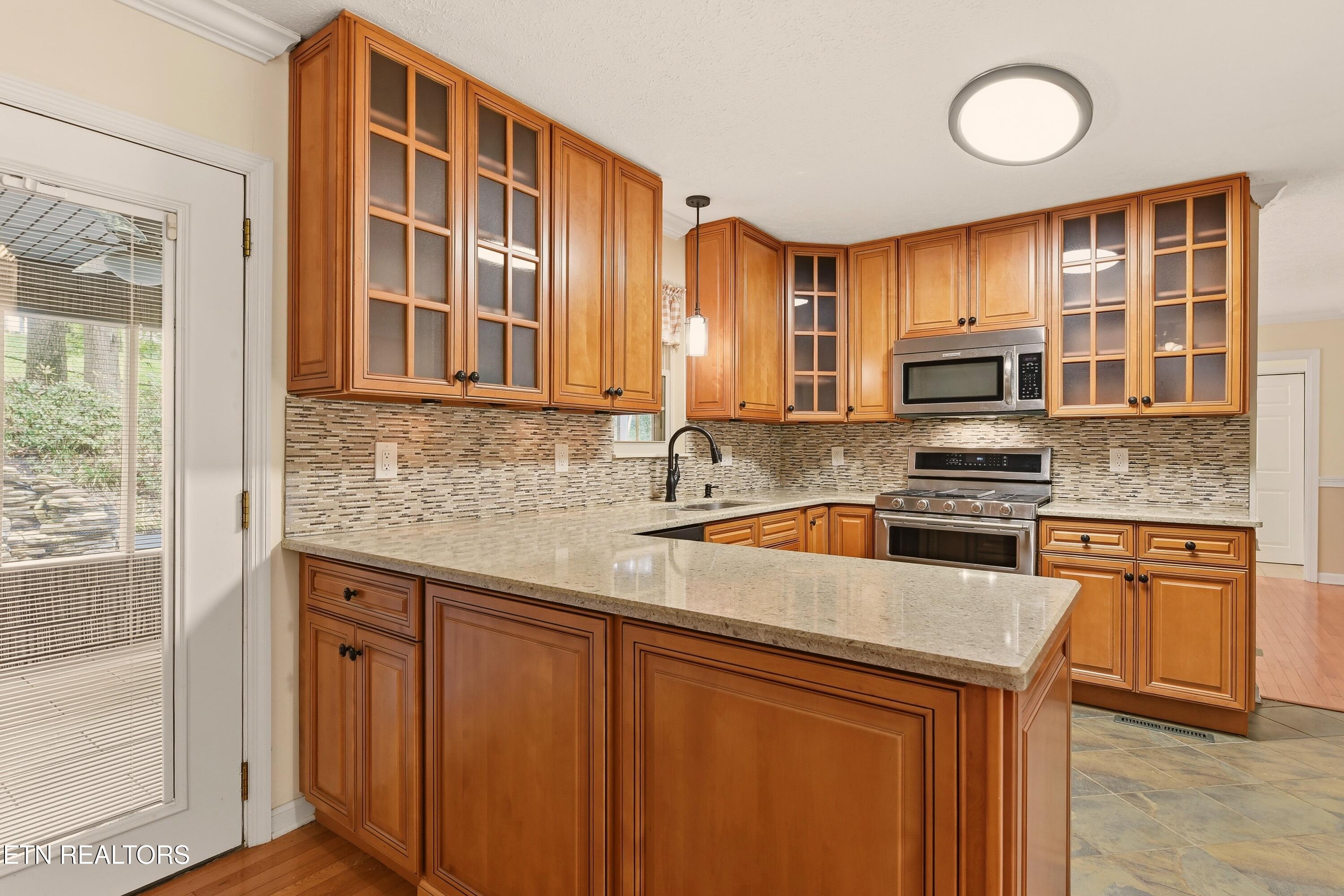 618 Woodland Drive Clinton TN 37716