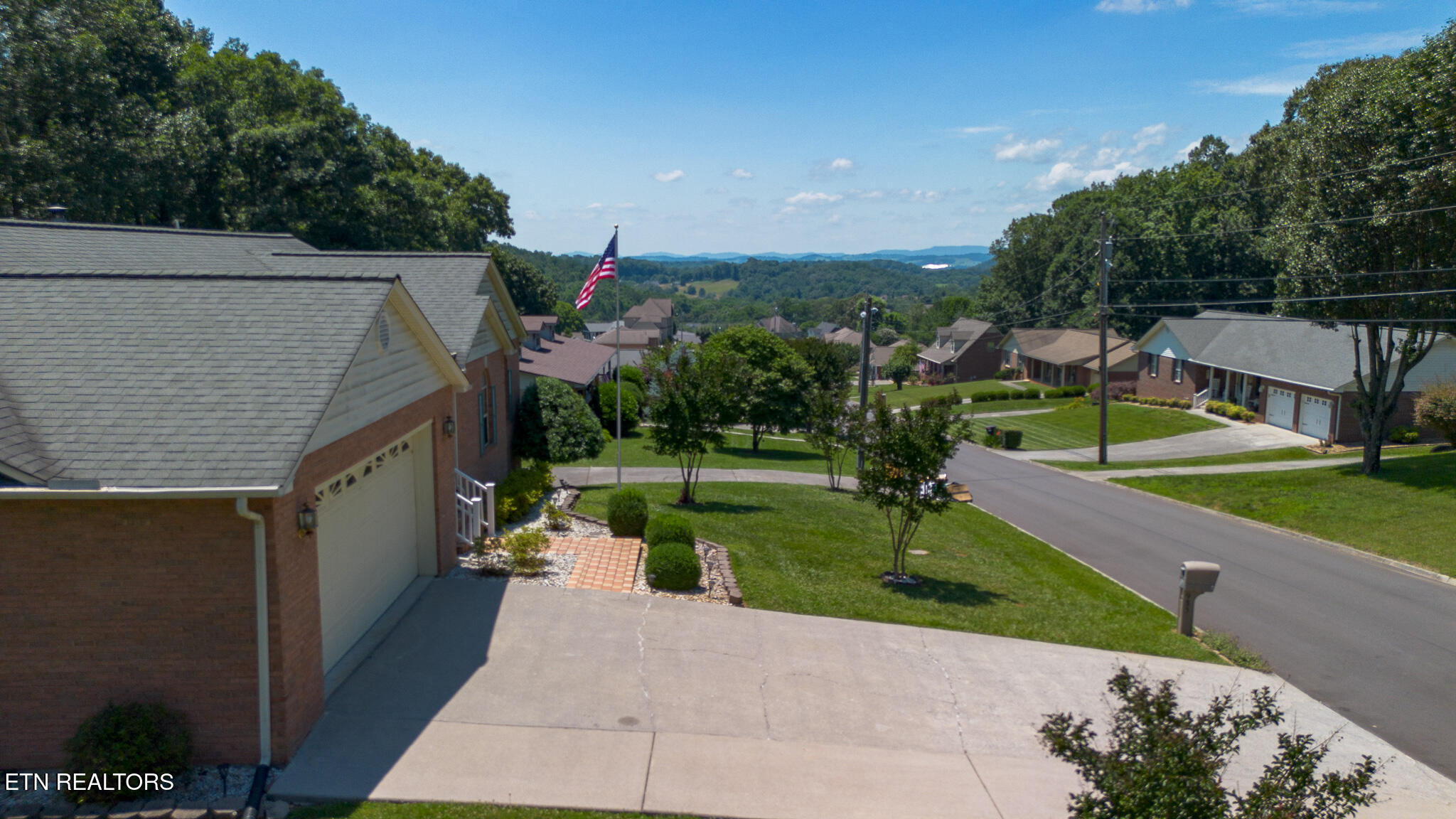 985 E Brentwood Drive Morristown TN 37814