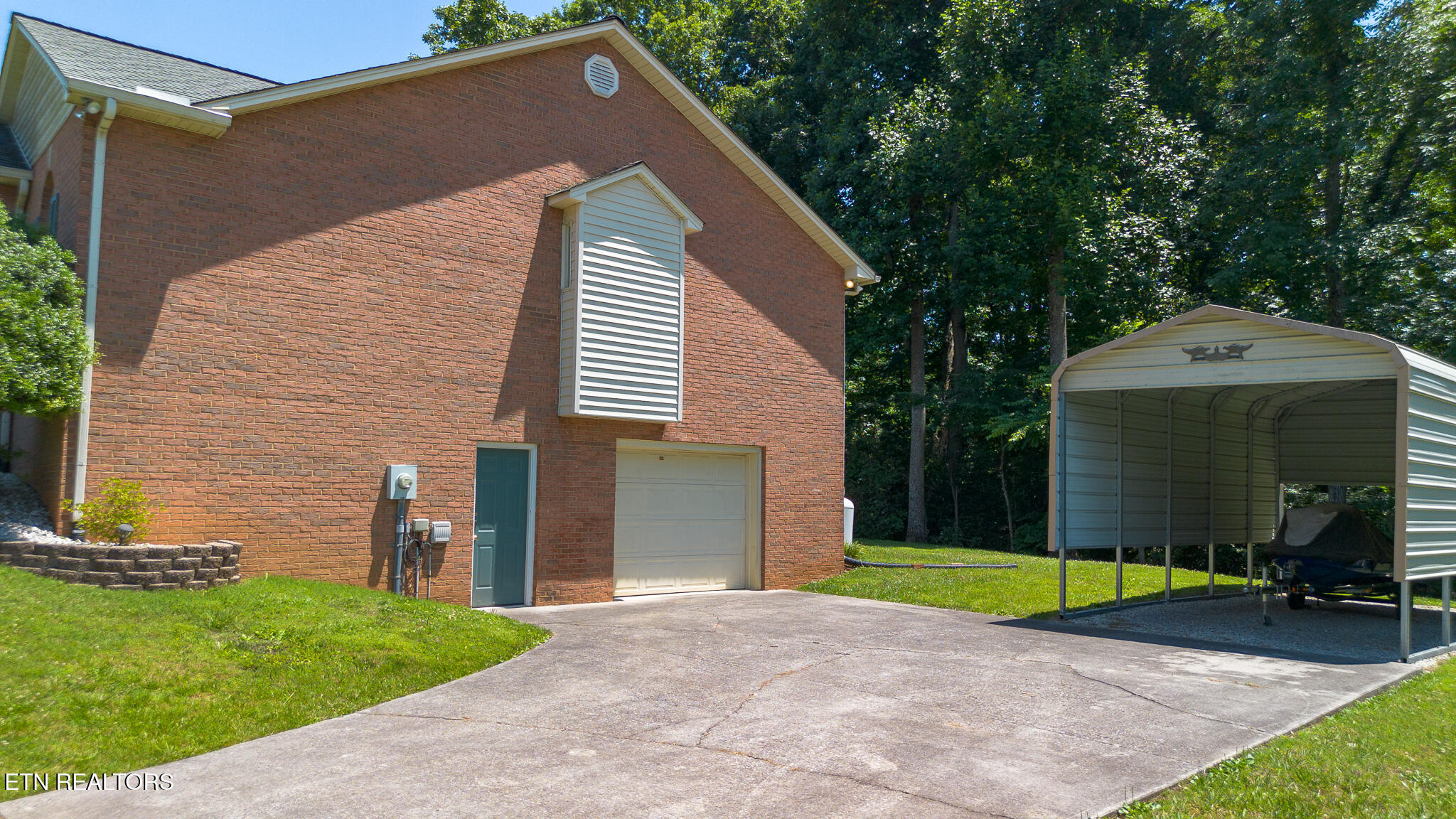 985 E Brentwood Drive Morristown TN 37814