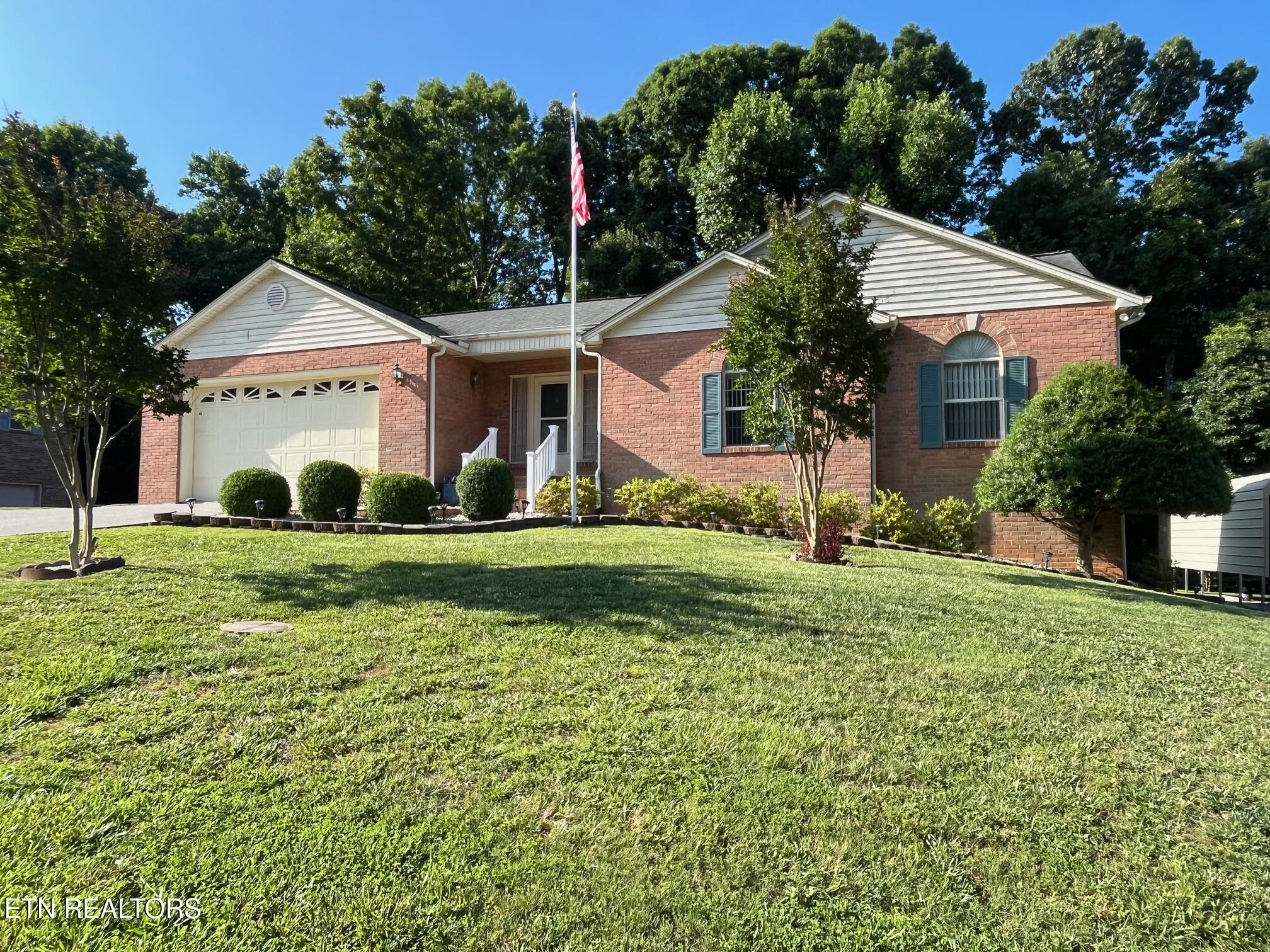 985 E Brentwood Drive Morristown TN 37814