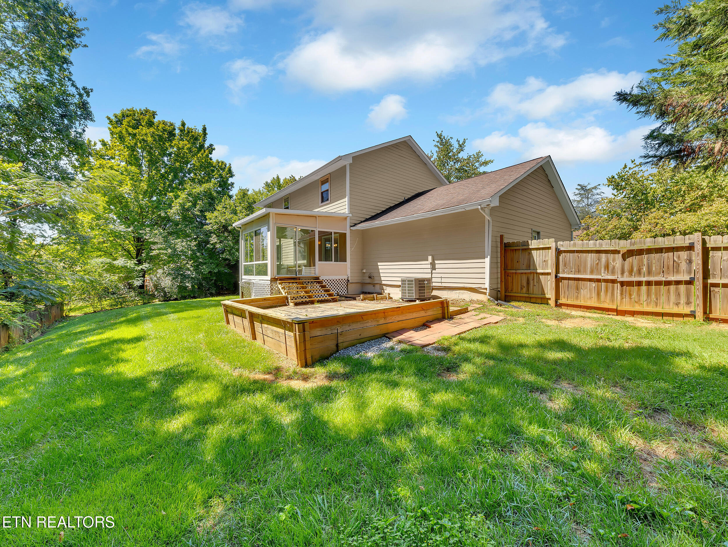 1432 Newcross Road Knoxville TN 37922