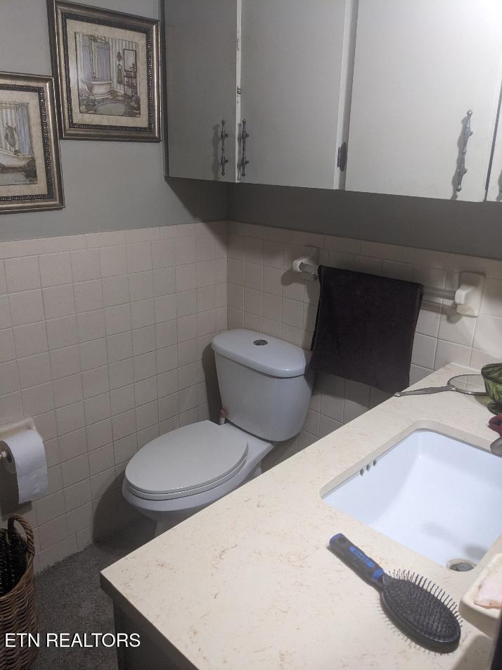 604 E Virginia Avenue Lafollette TN 37766