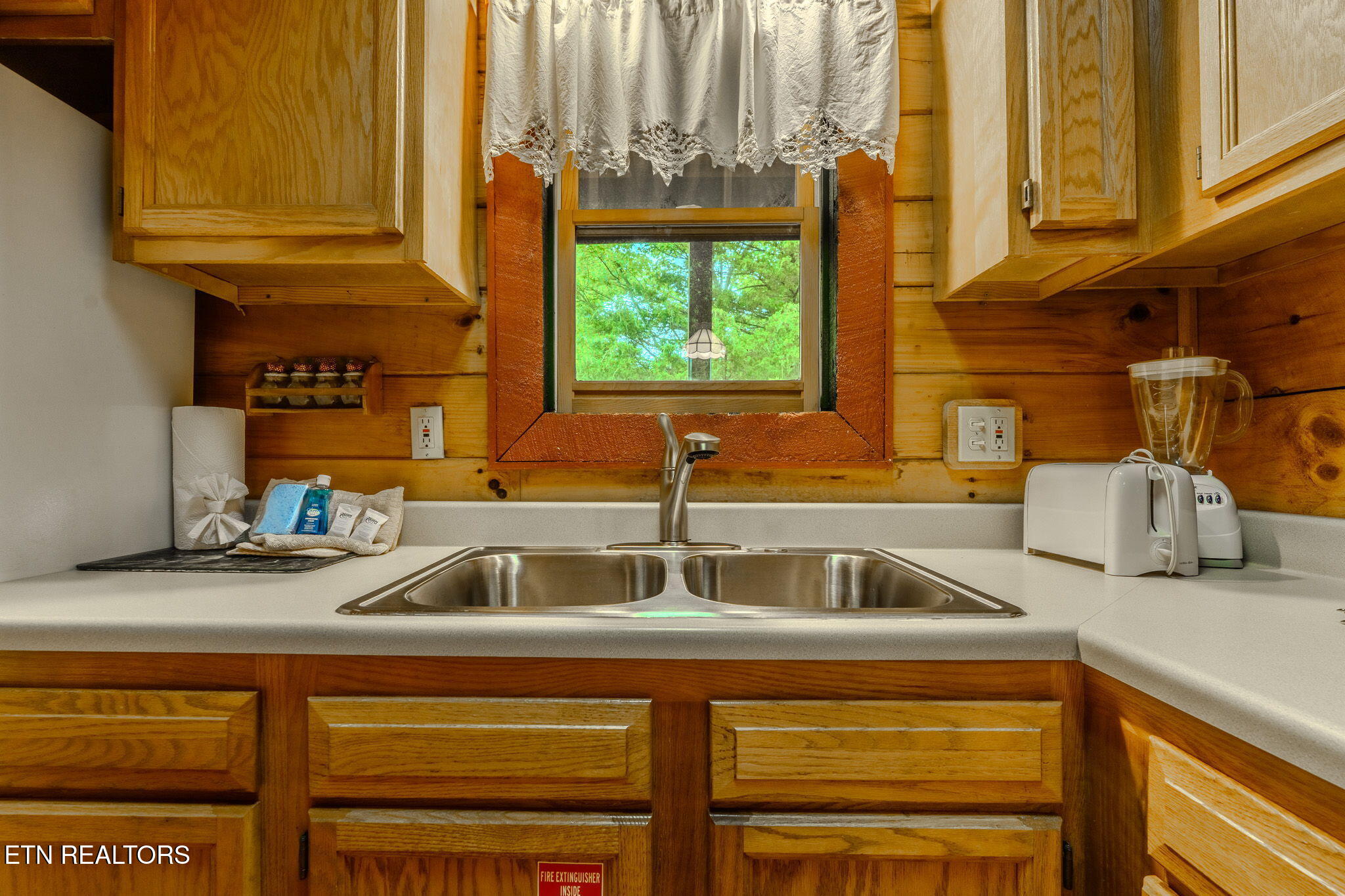 2541 Bobcat Way Sevierville TN 37862