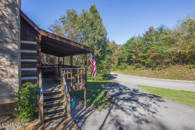 428 Hideaway Ridge Circle Sevierville TN 37862