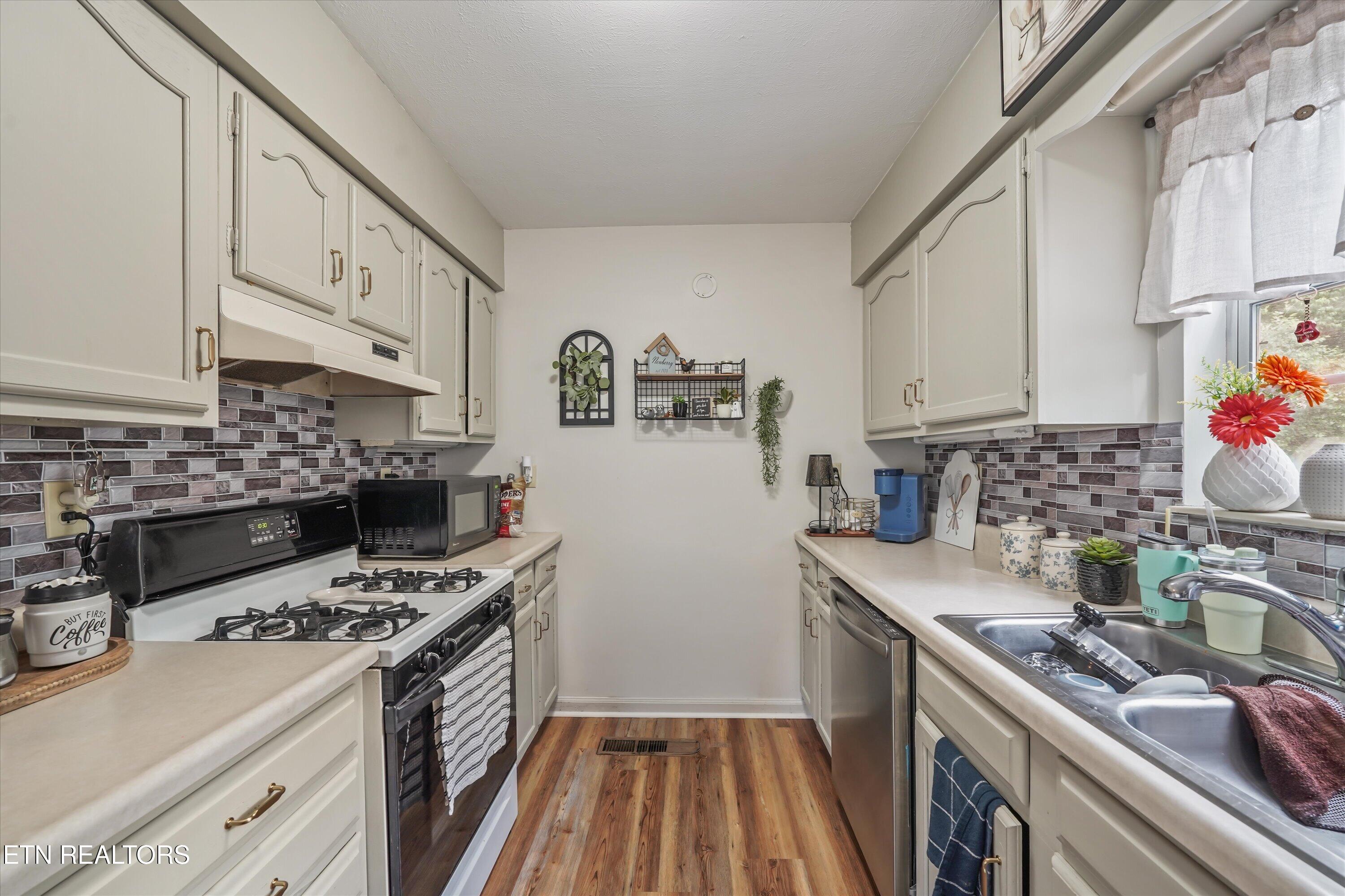 108 S Maple Street Maryville TN 37803