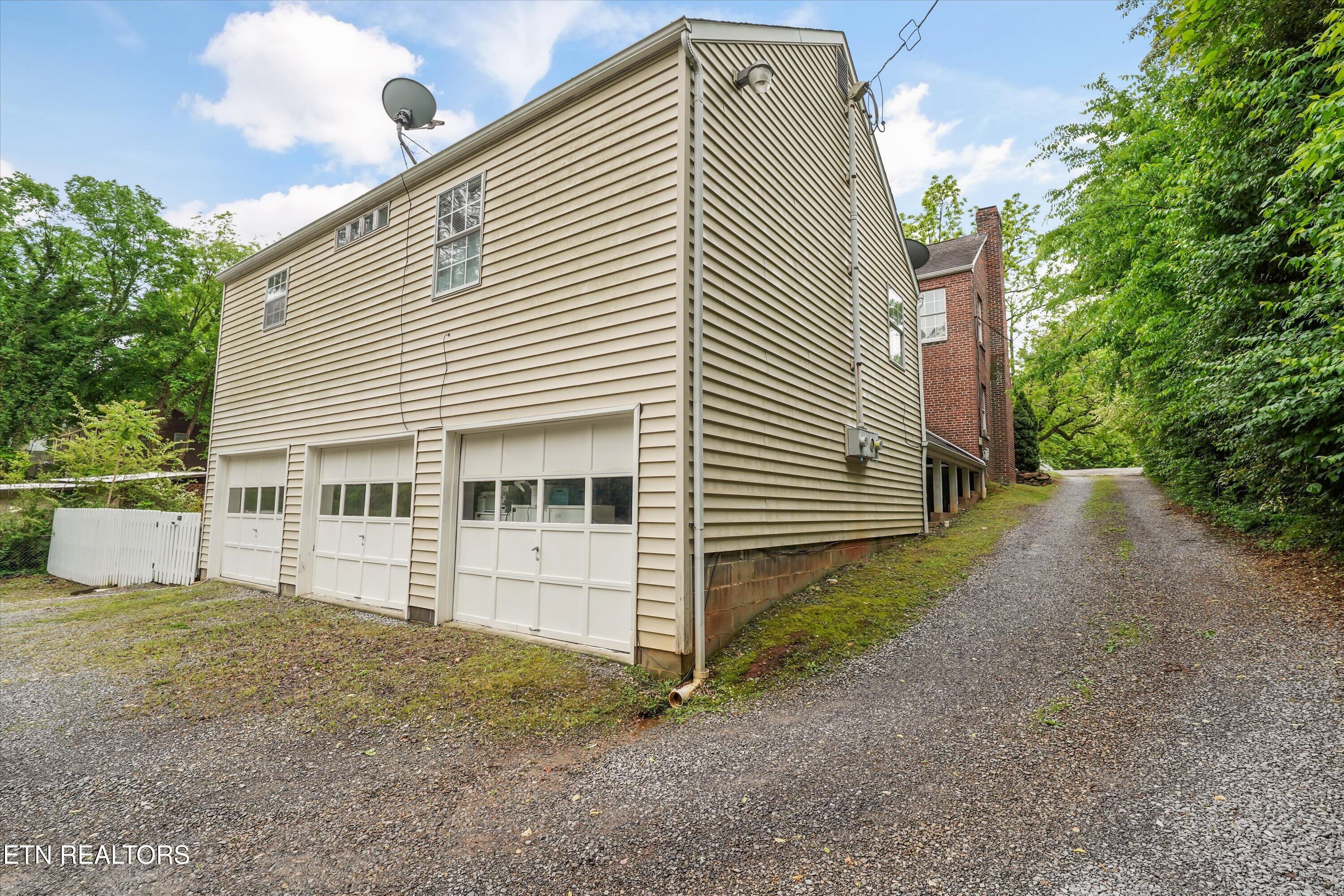 108 S Maple Street Maryville TN 37803