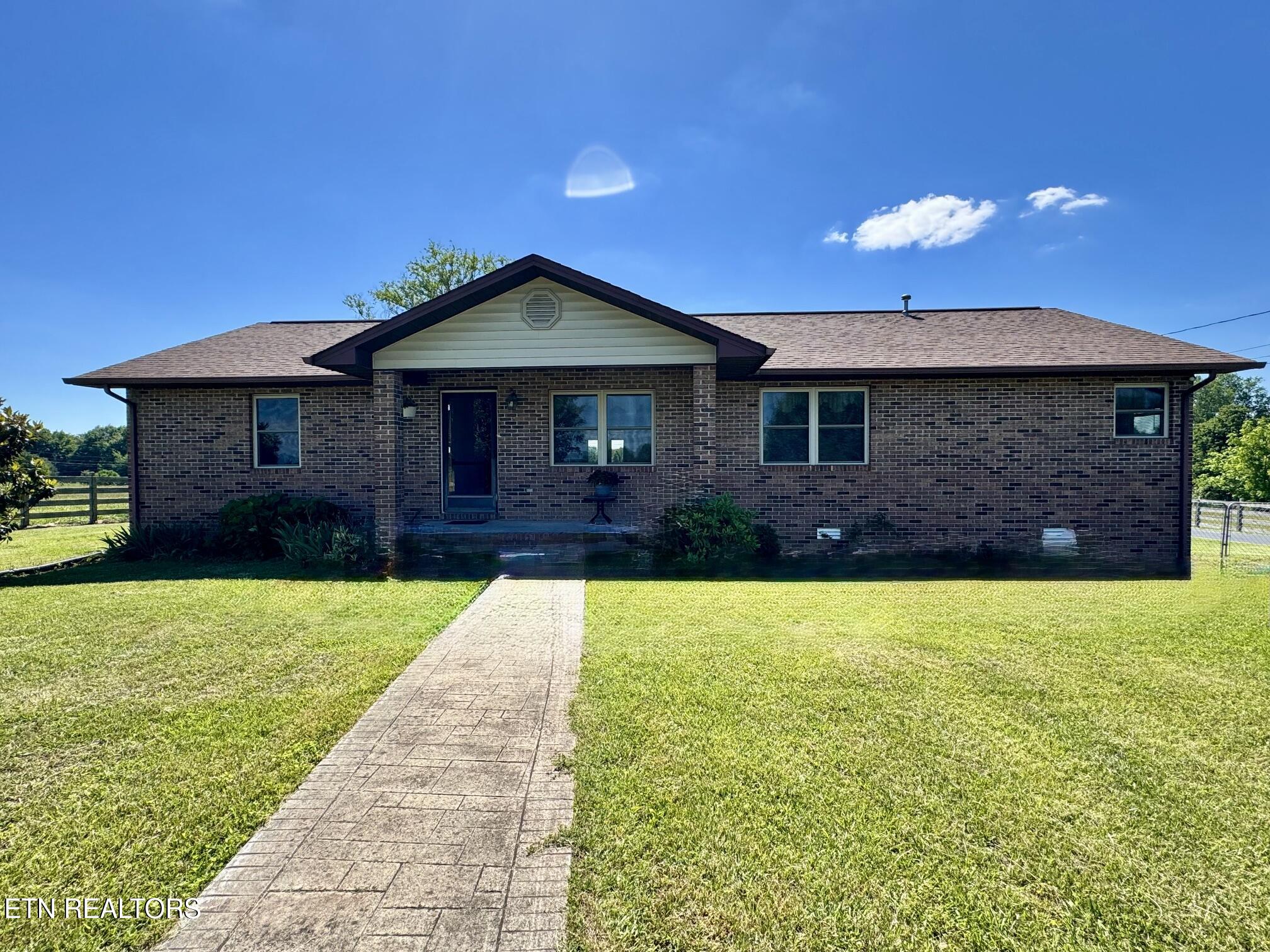 6986 S York Highway Clarkrange TN 38553