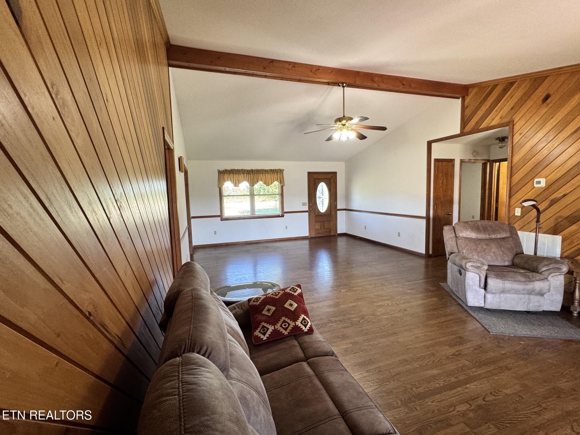 6986 S York Highway Clarkrange TN 38553