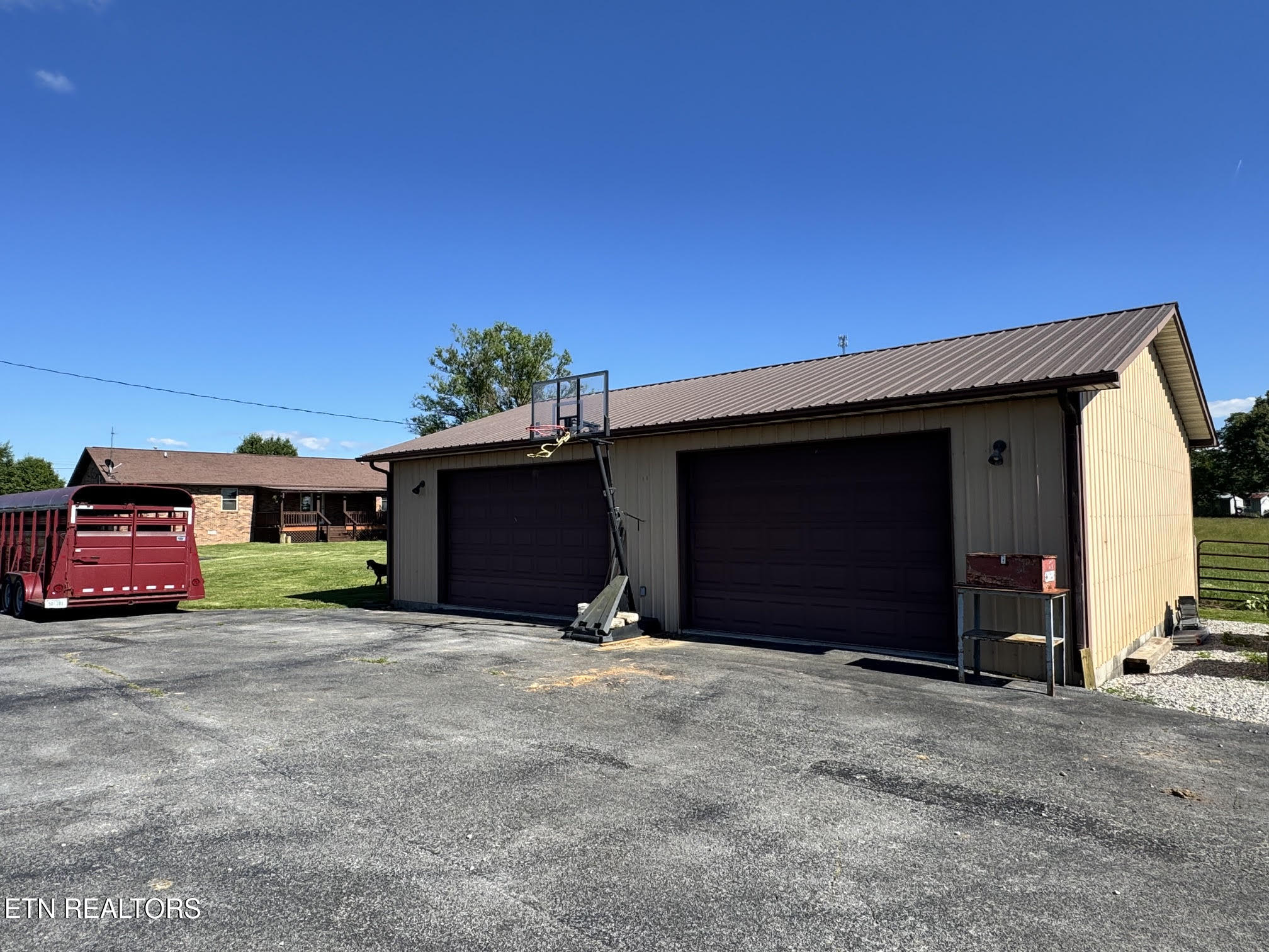 6986 S York Highway Clarkrange TN 38553