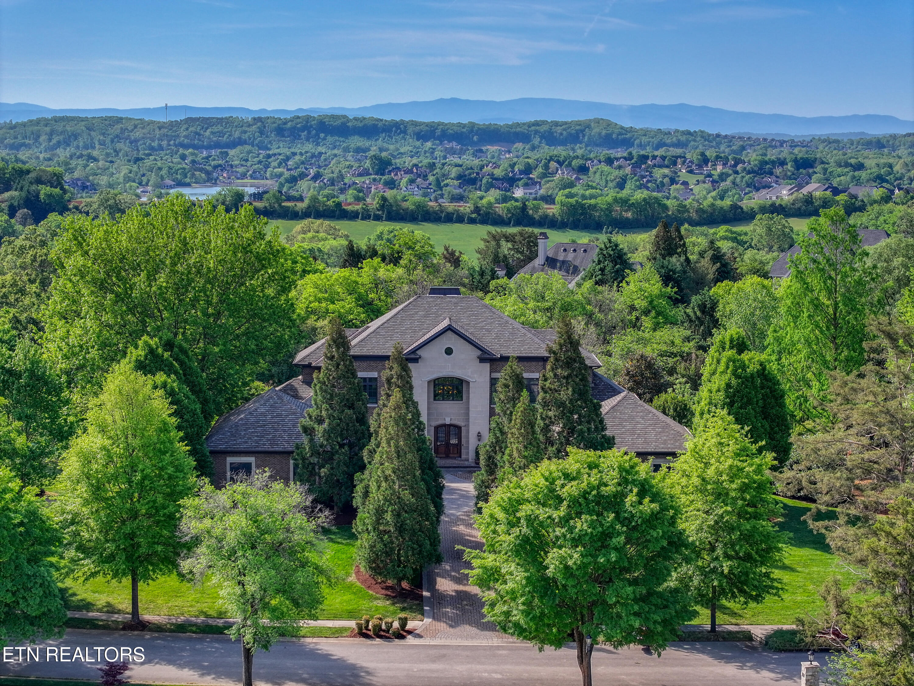 529 Stone Vista Lane Knoxville TN 37934