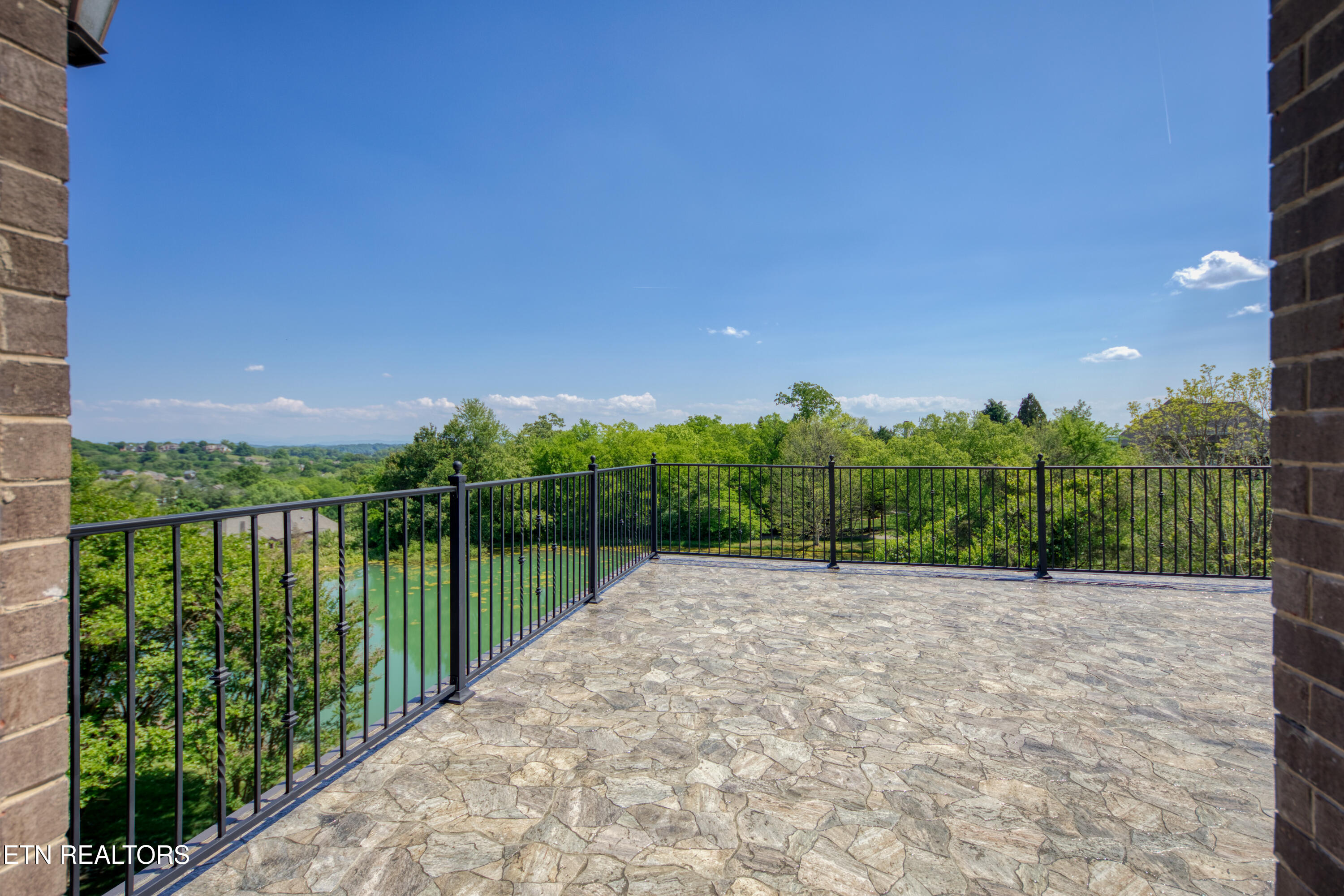 529 Stone Vista Lane Knoxville TN 37934