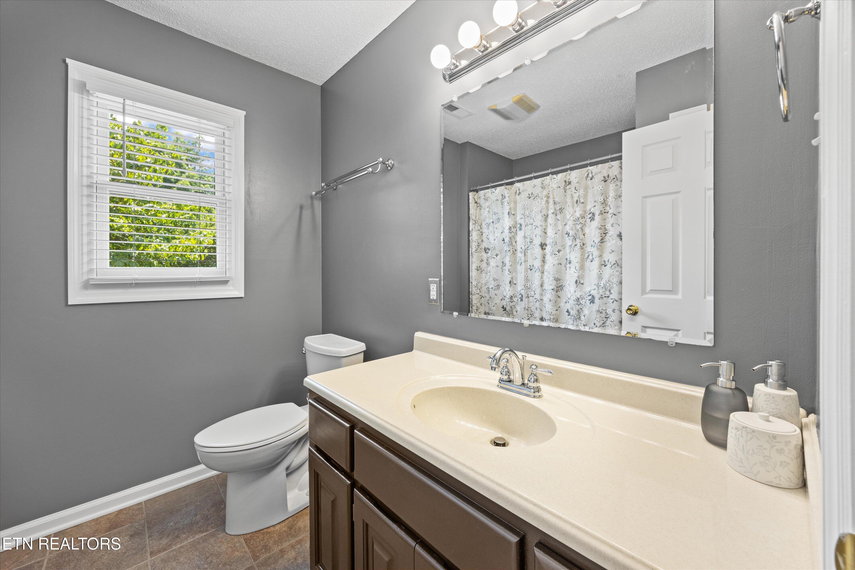 2249 Argonne Drive Maryville TN 37804