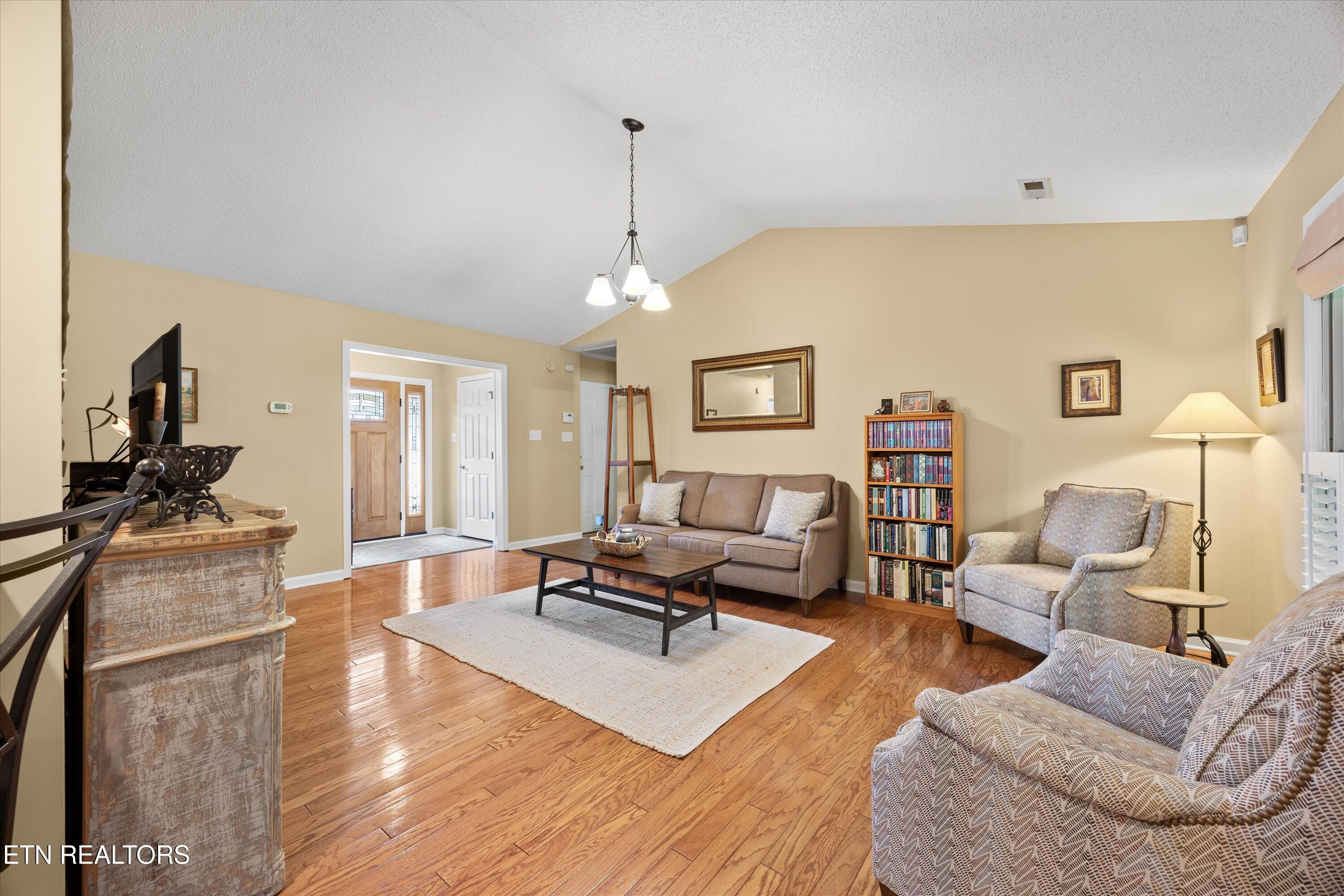 2249 Argonne Drive Maryville TN 37804