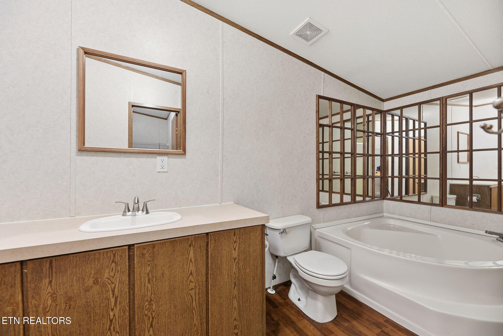 133 Cutters Lane Clinton TN 37716