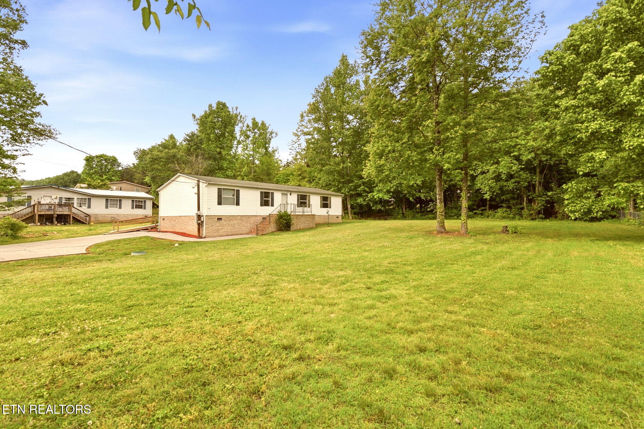 133 Cutters Lane Clinton TN 37716