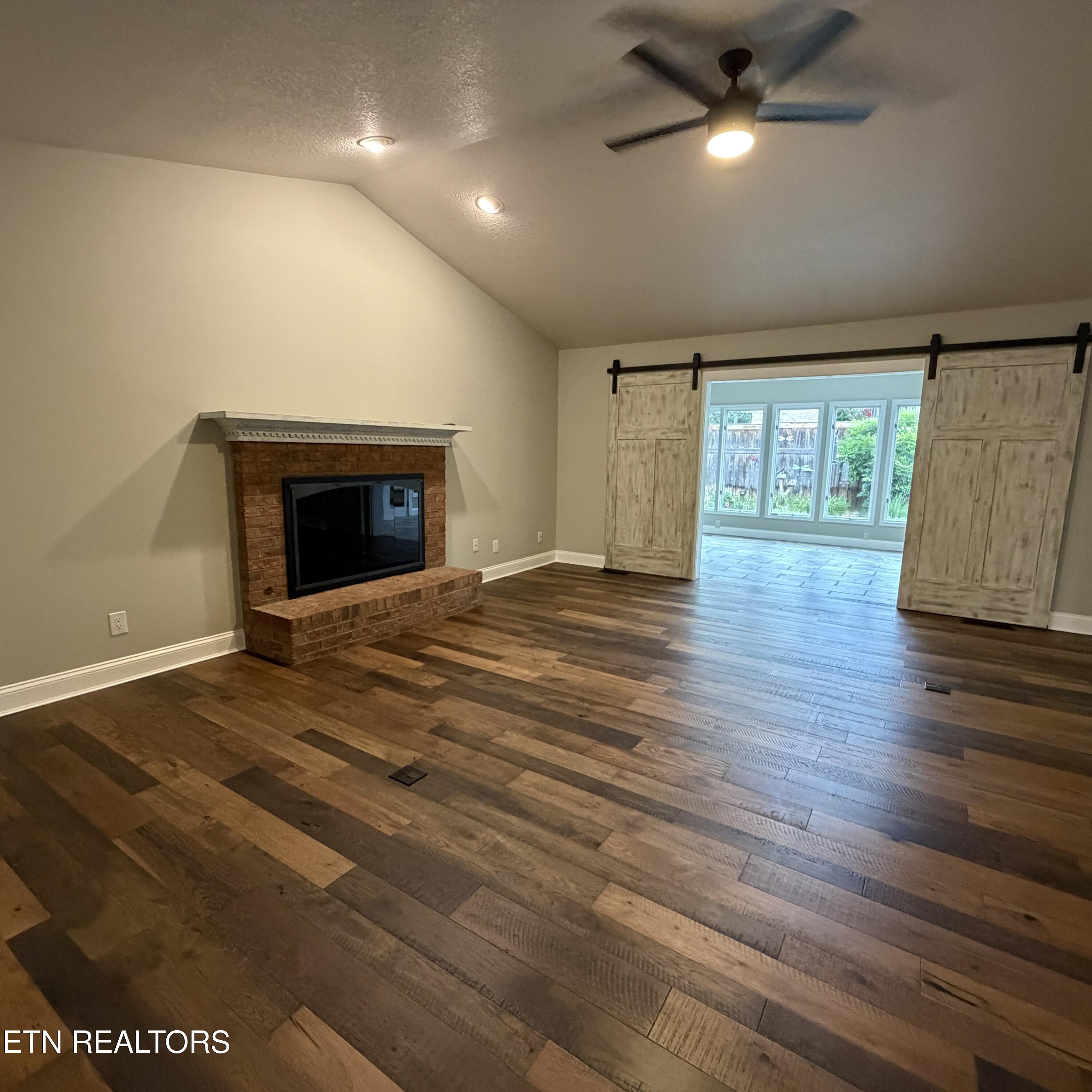 905 Columbine Lea Sevierville TN 37862
