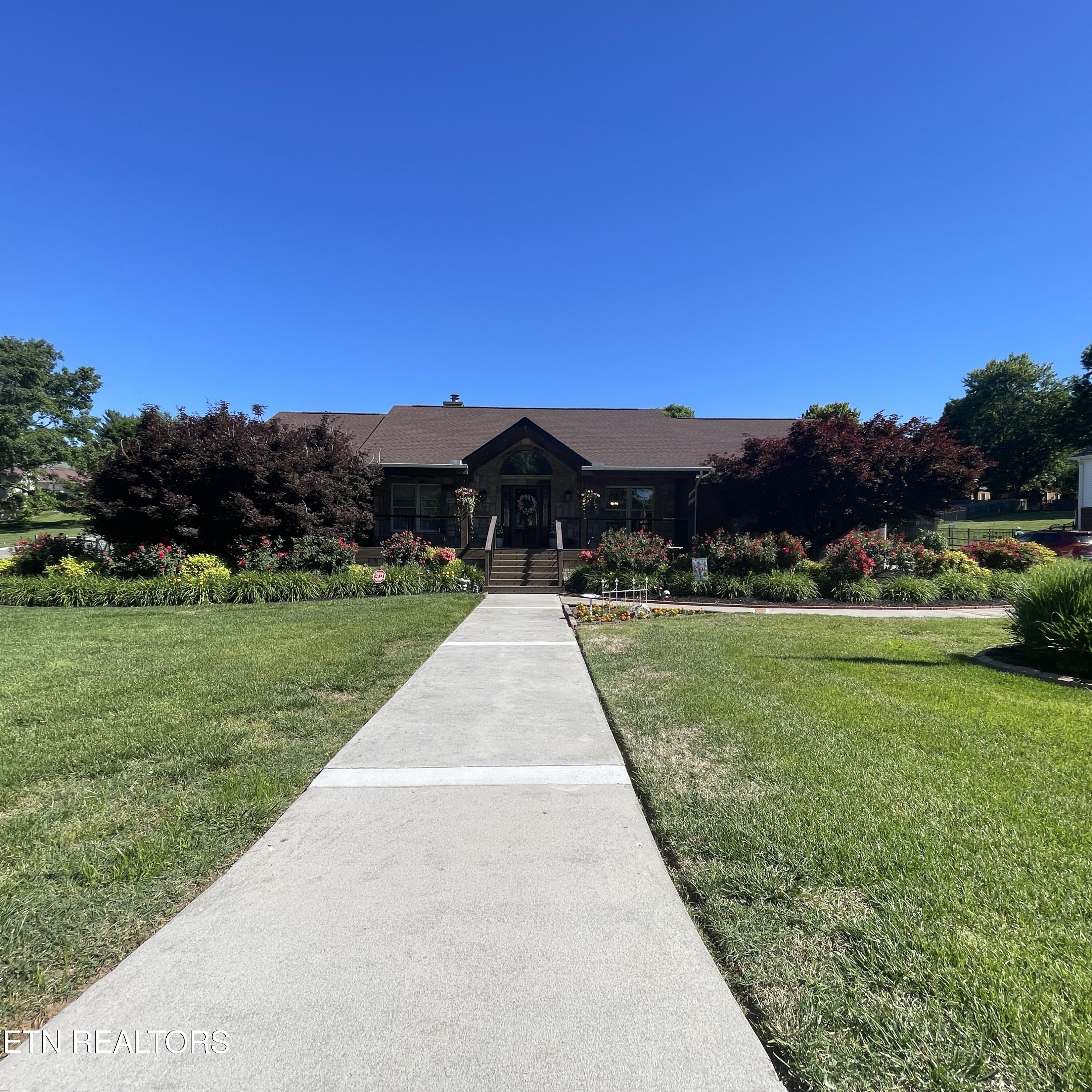 905 Columbine Lea Sevierville TN 37862