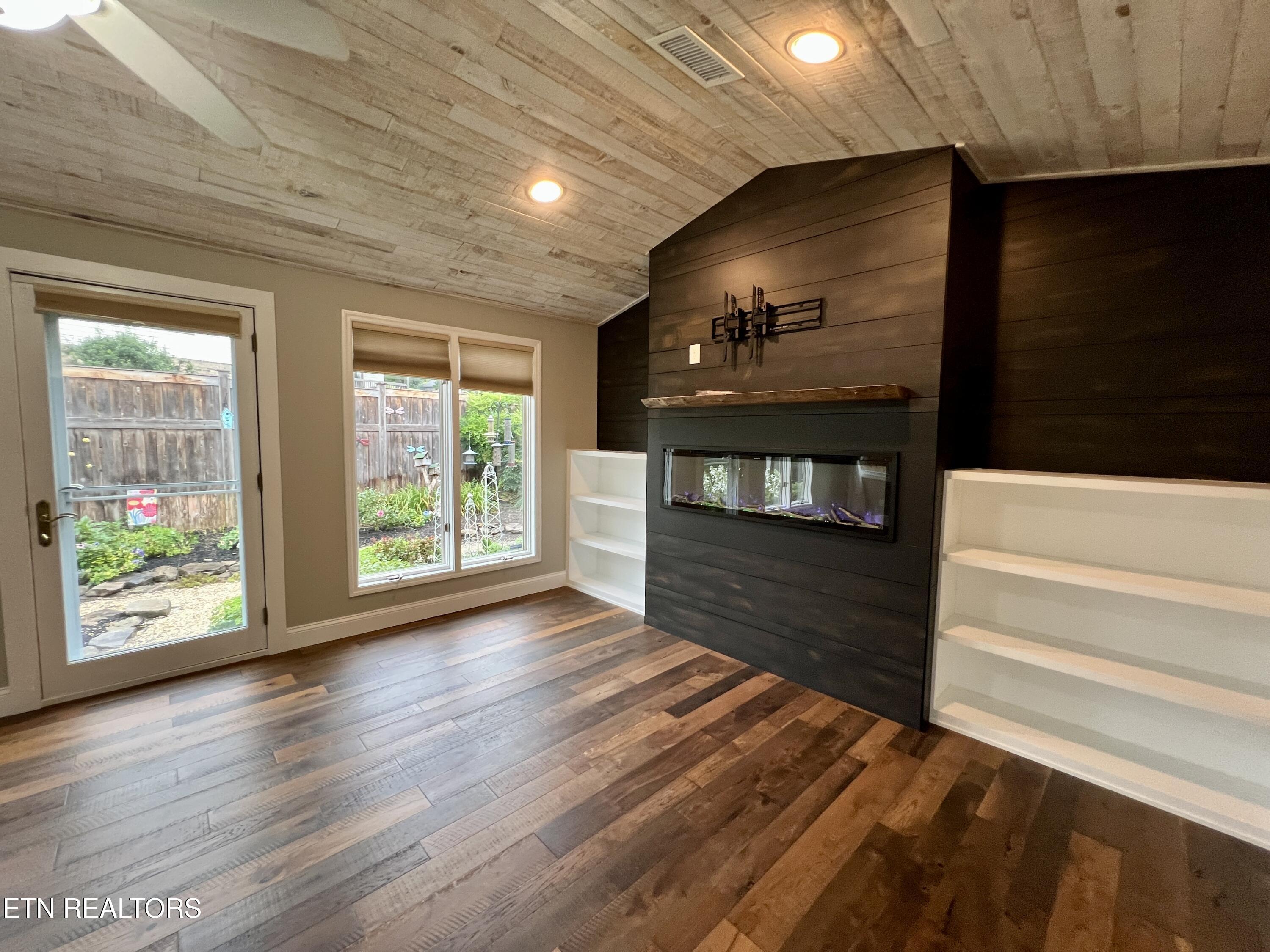 905 Columbine Lea Sevierville TN 37862