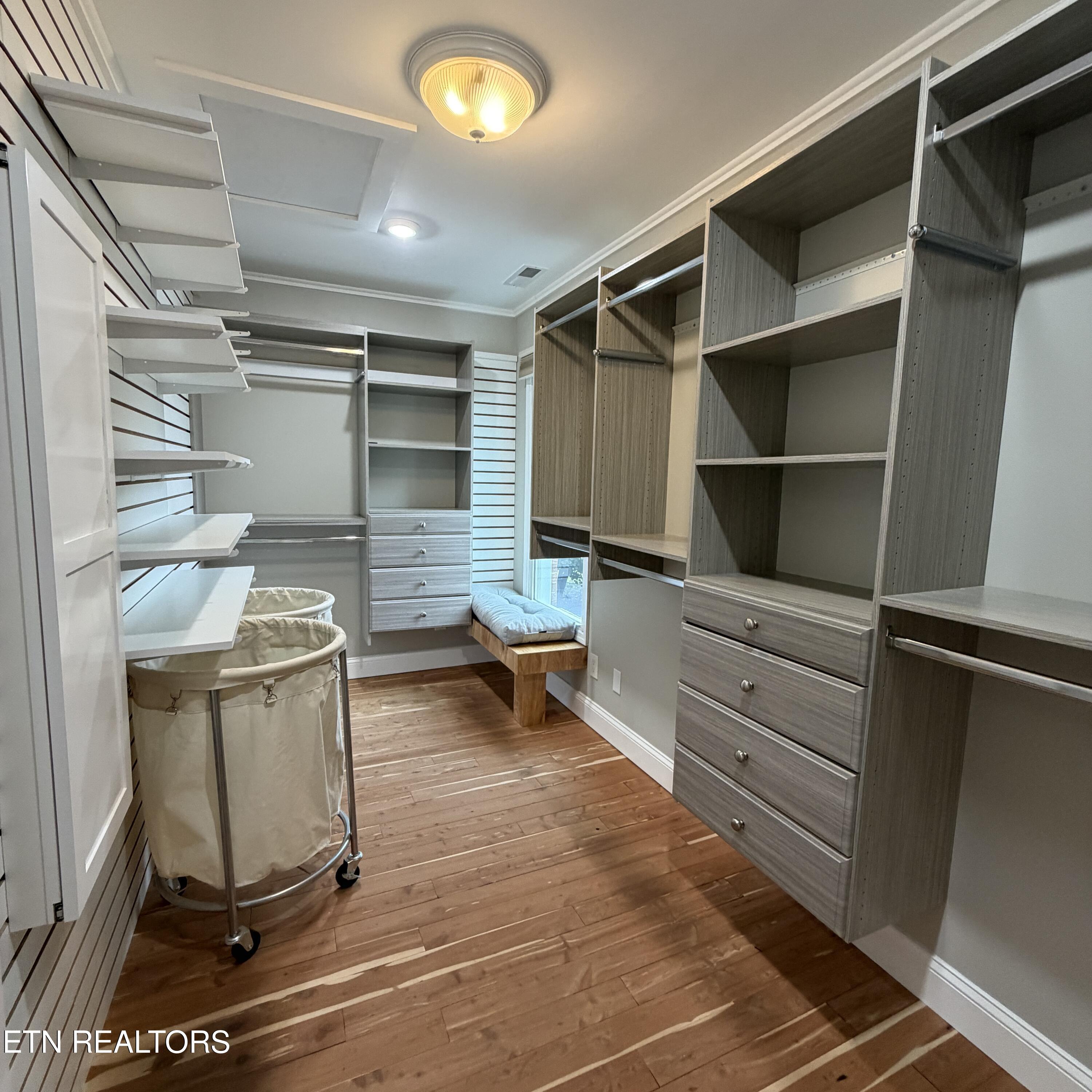905 Columbine Lea Sevierville TN 37862