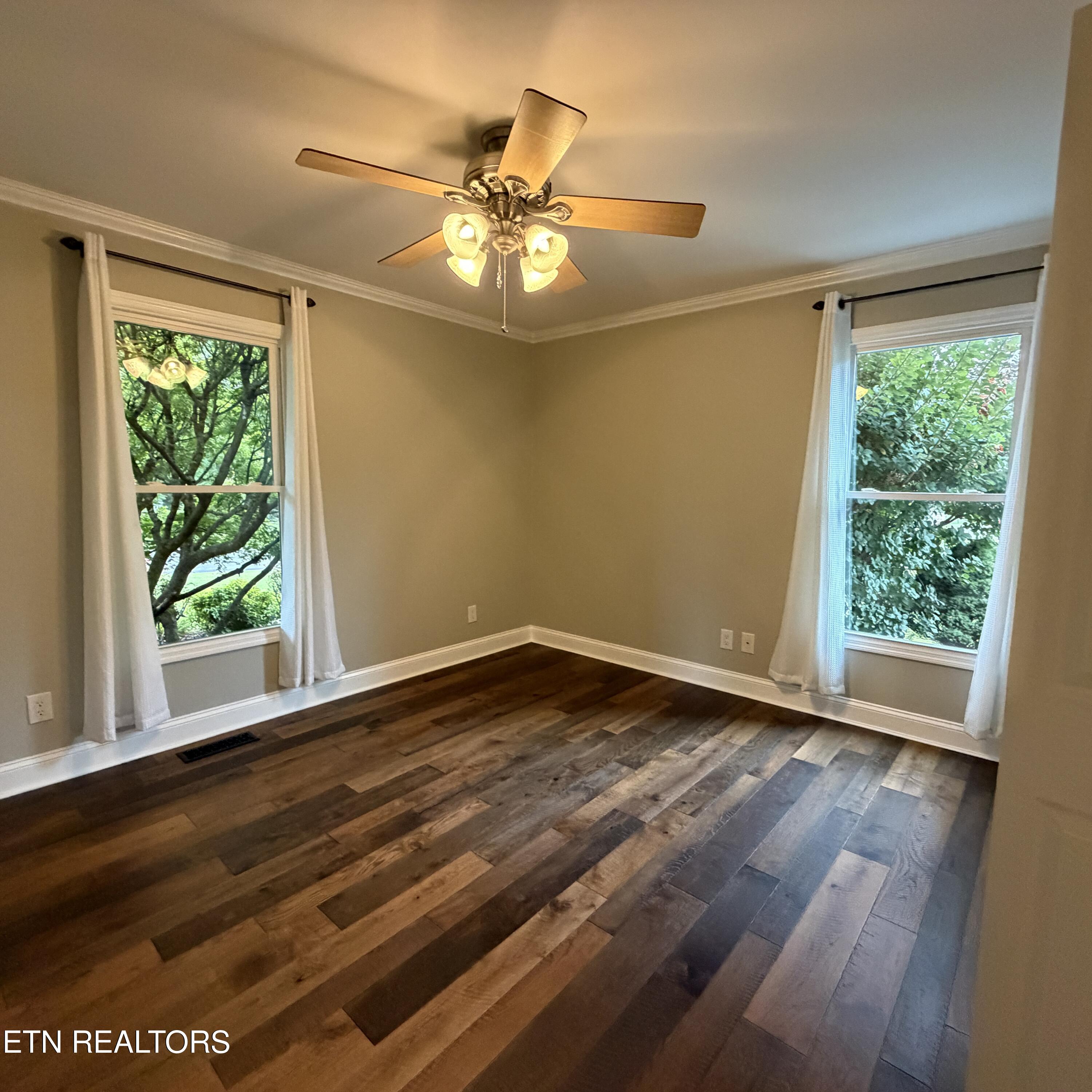 905 Columbine Lea Sevierville TN 37862