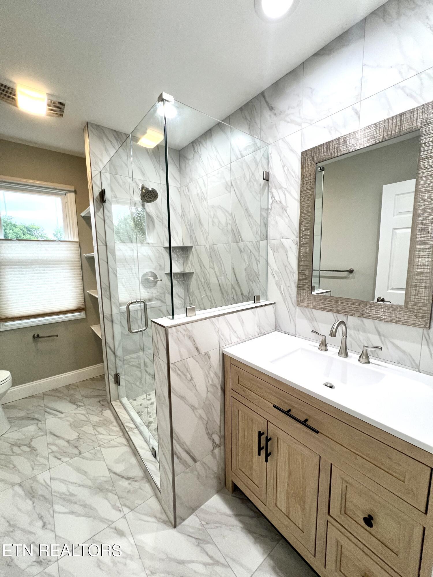 905 Columbine Lea Sevierville TN 37862