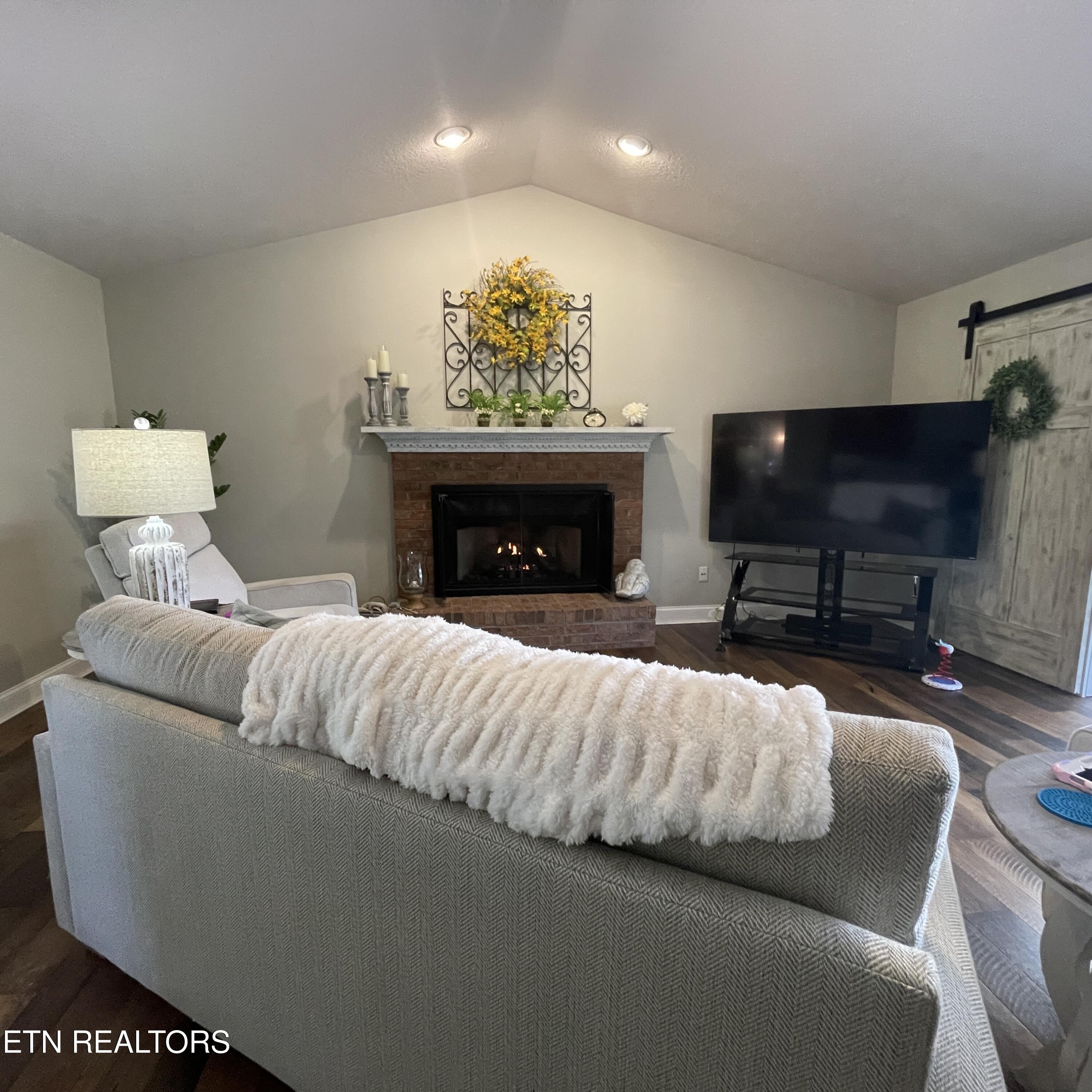 905 Columbine Lea Sevierville TN 37862