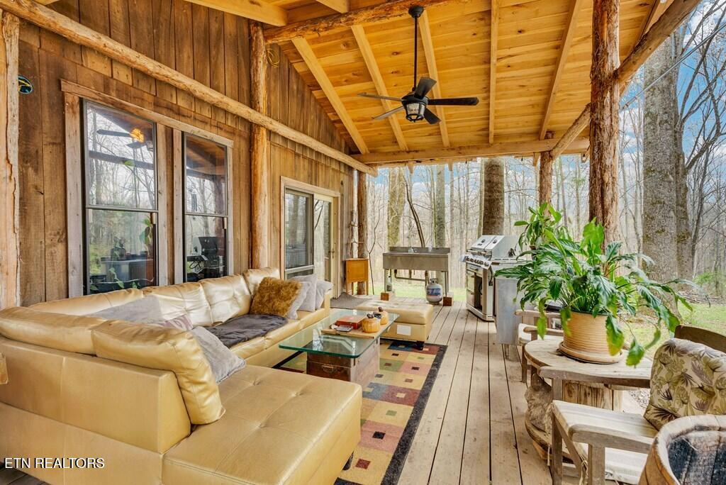 6219 Jones Harris Road Silver Point TN 38582