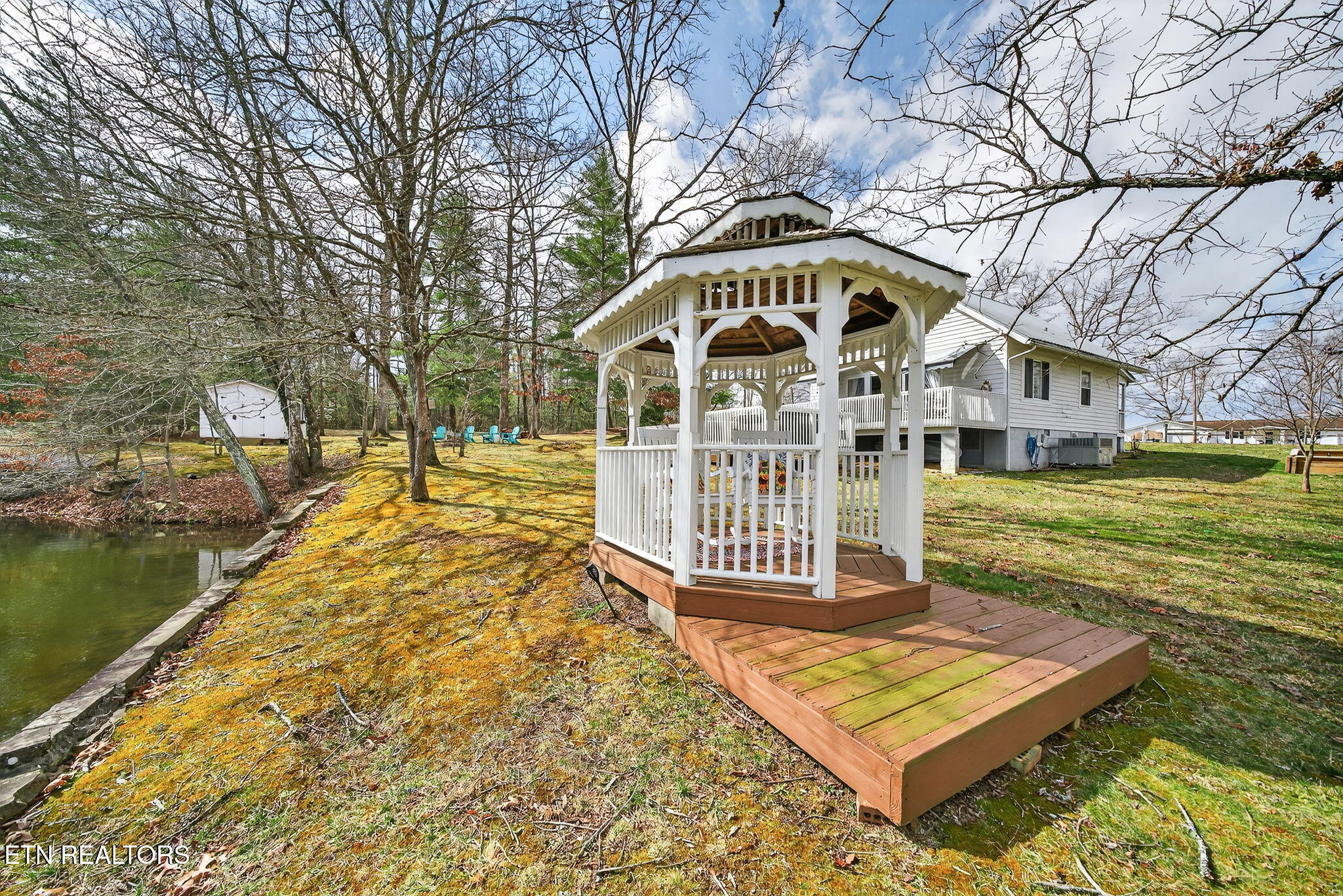 104 Peace Pipe Crossville TN 38572