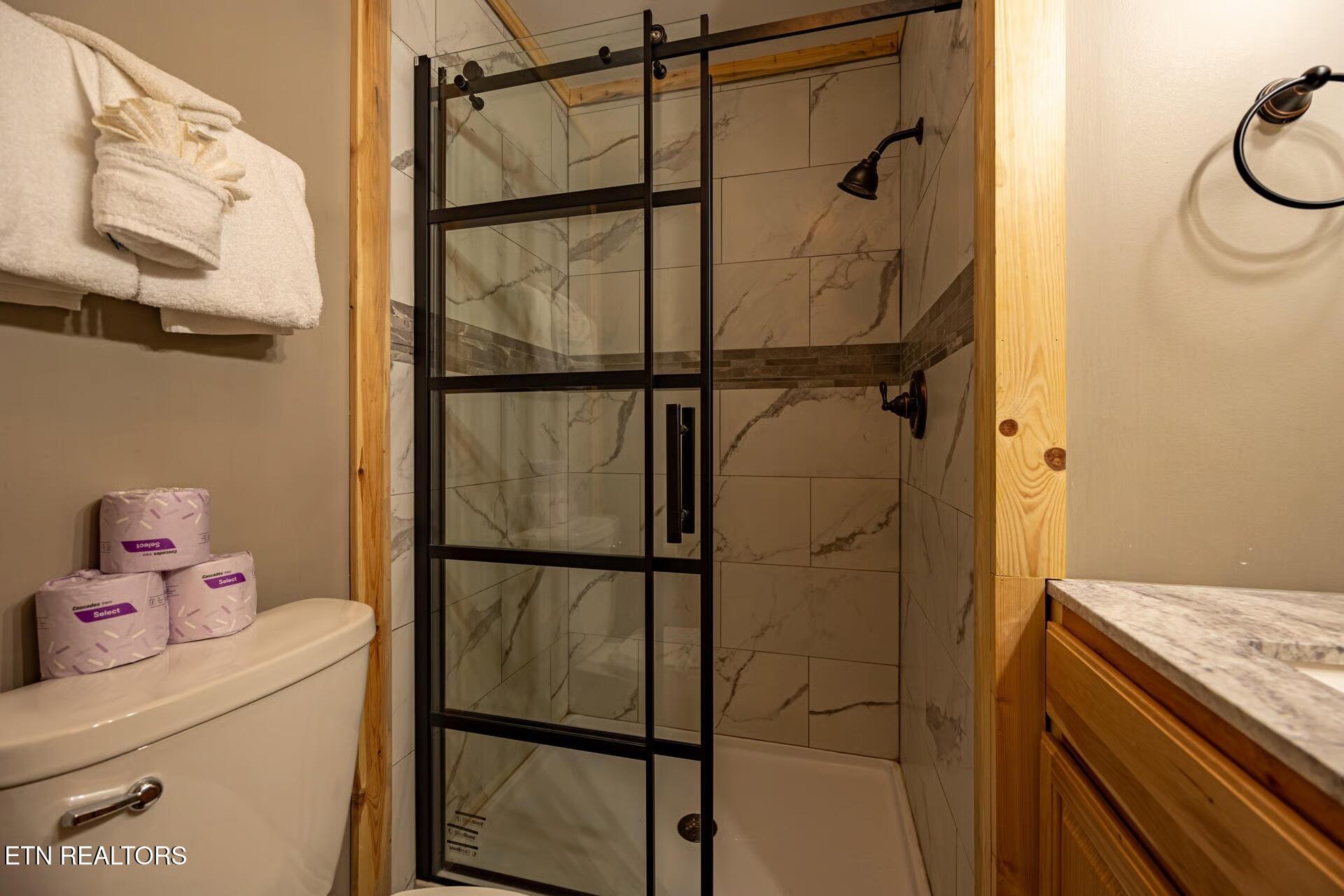 170 Showplace Boulevard Pigeon Forge TN 37863