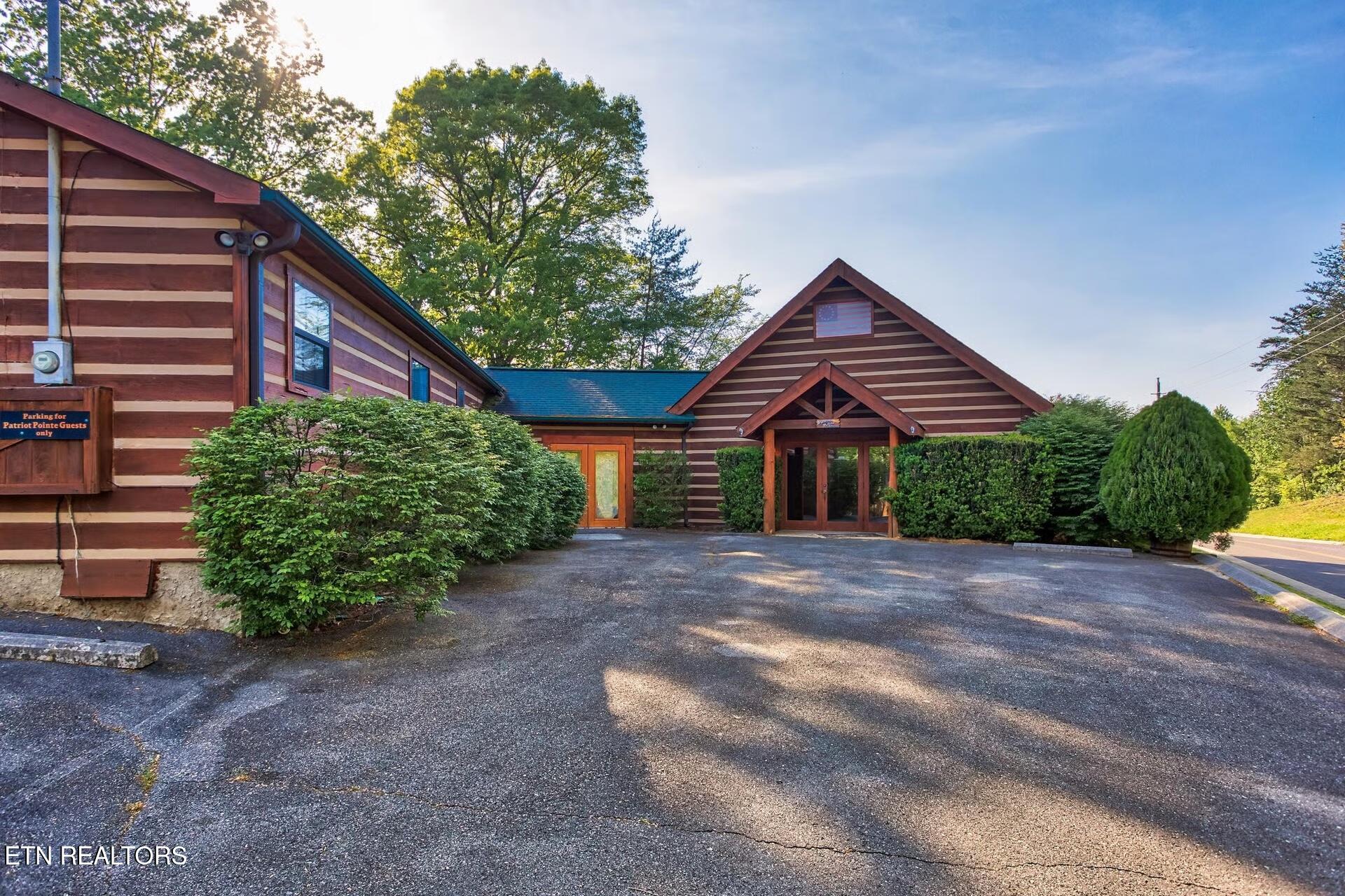 170 Showplace Boulevard Pigeon Forge TN 37863