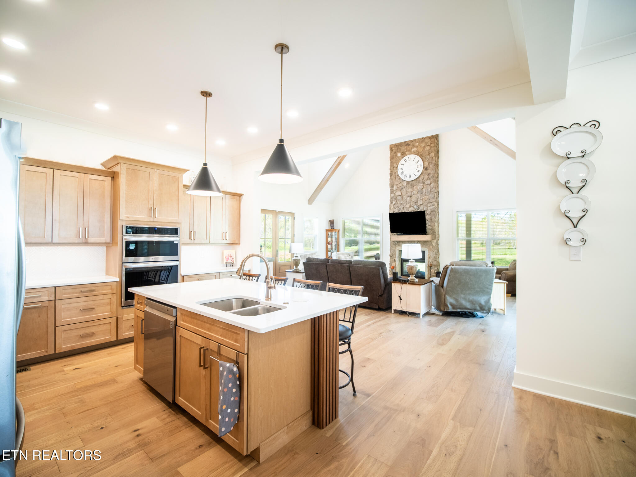 818 Sophie Drive Greenback TN 37742